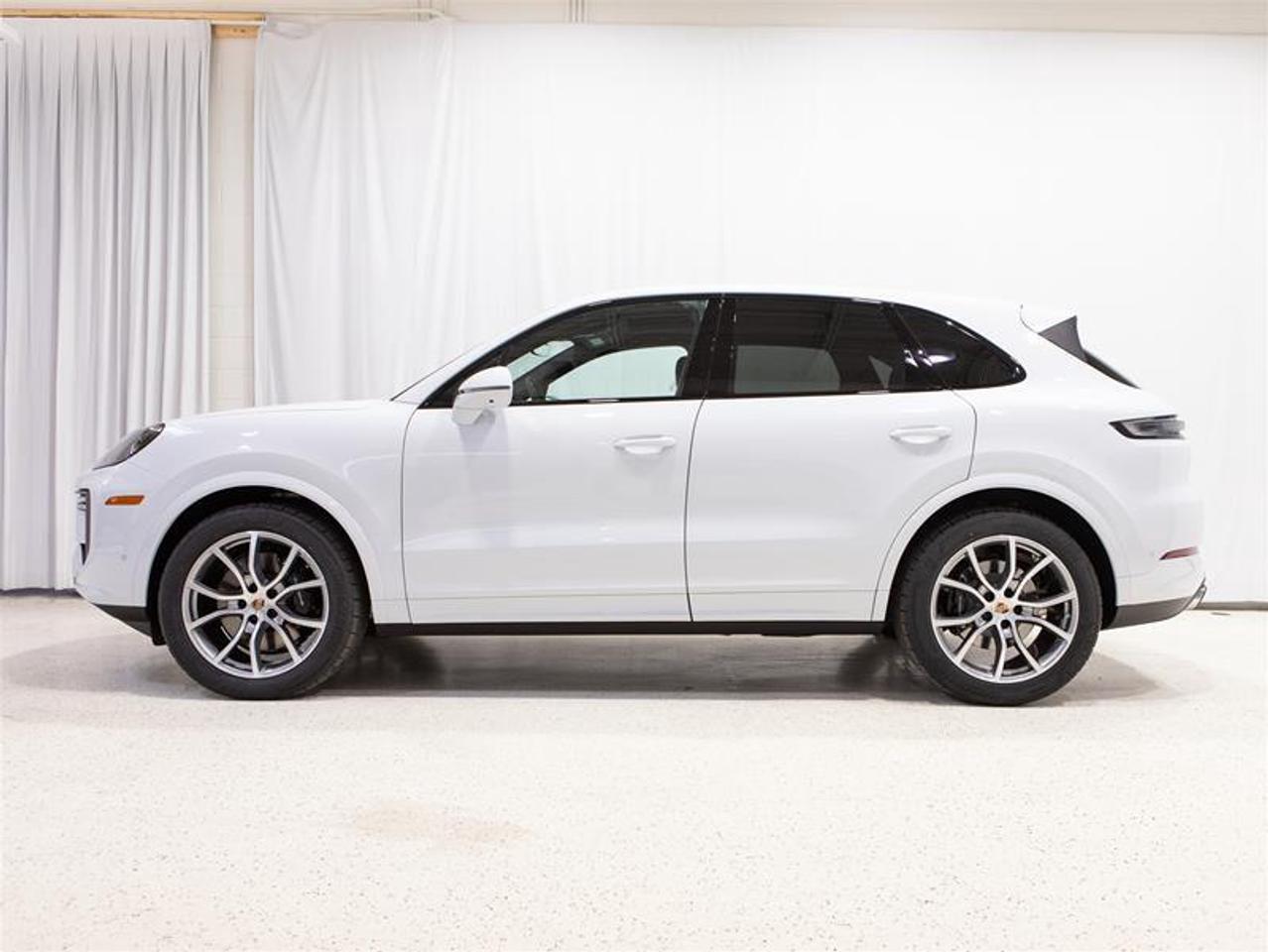2026 Porsche Cayenne AWD Photo