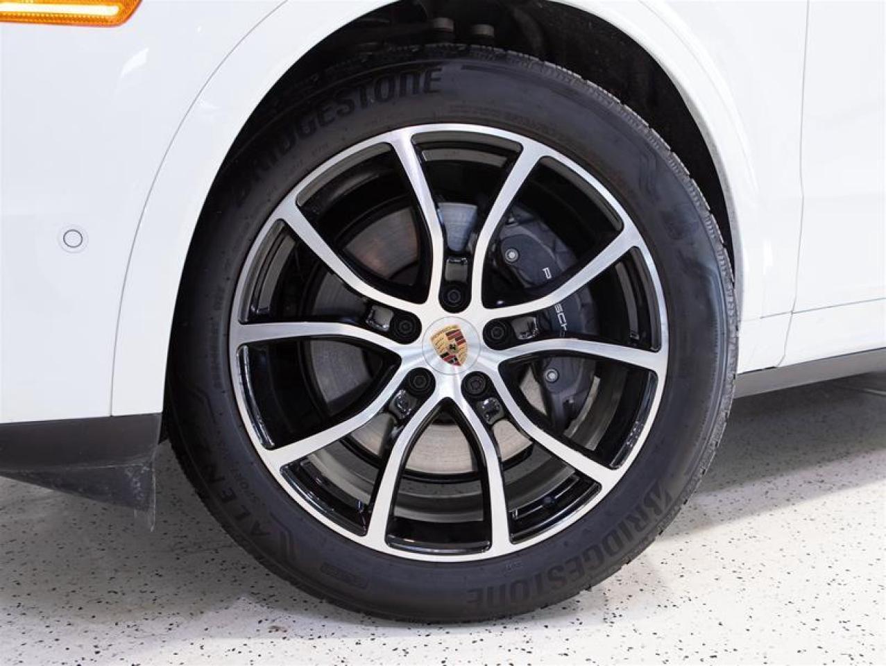 2025 Porsche Cayenne AWD Photo