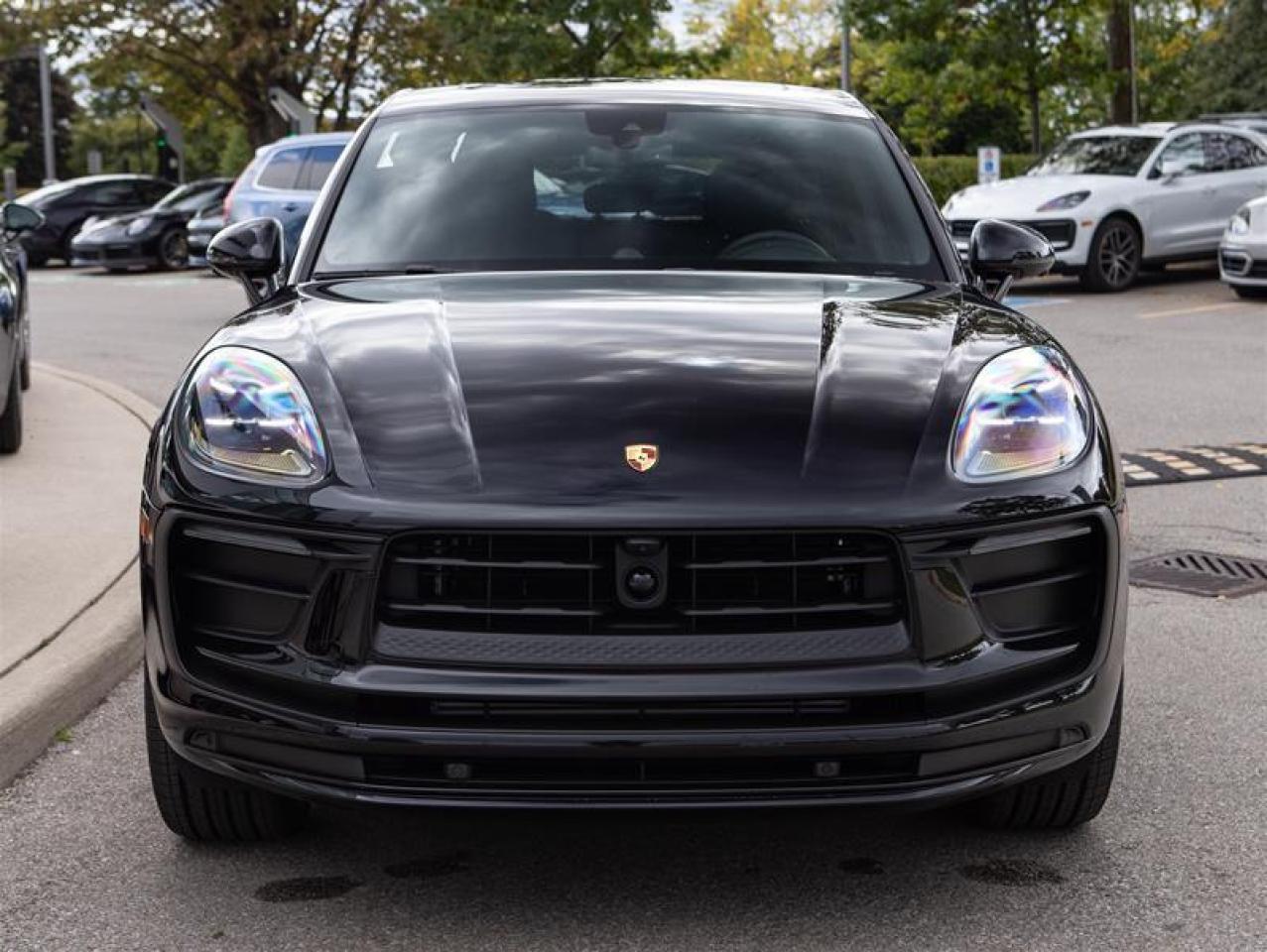 2025 Porsche Macan T AWD Photo