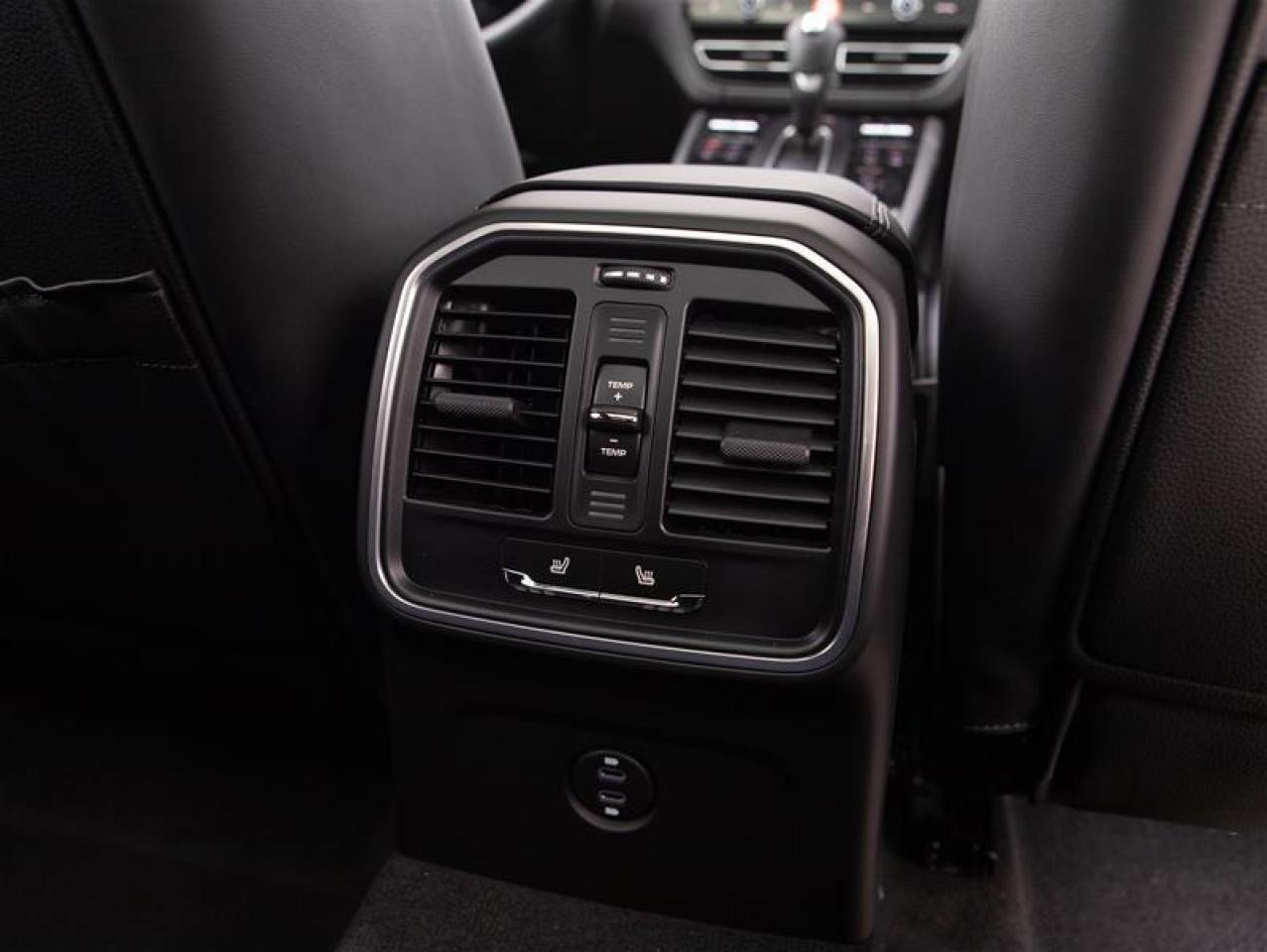 2025 Porsche Macan T AWD Photo