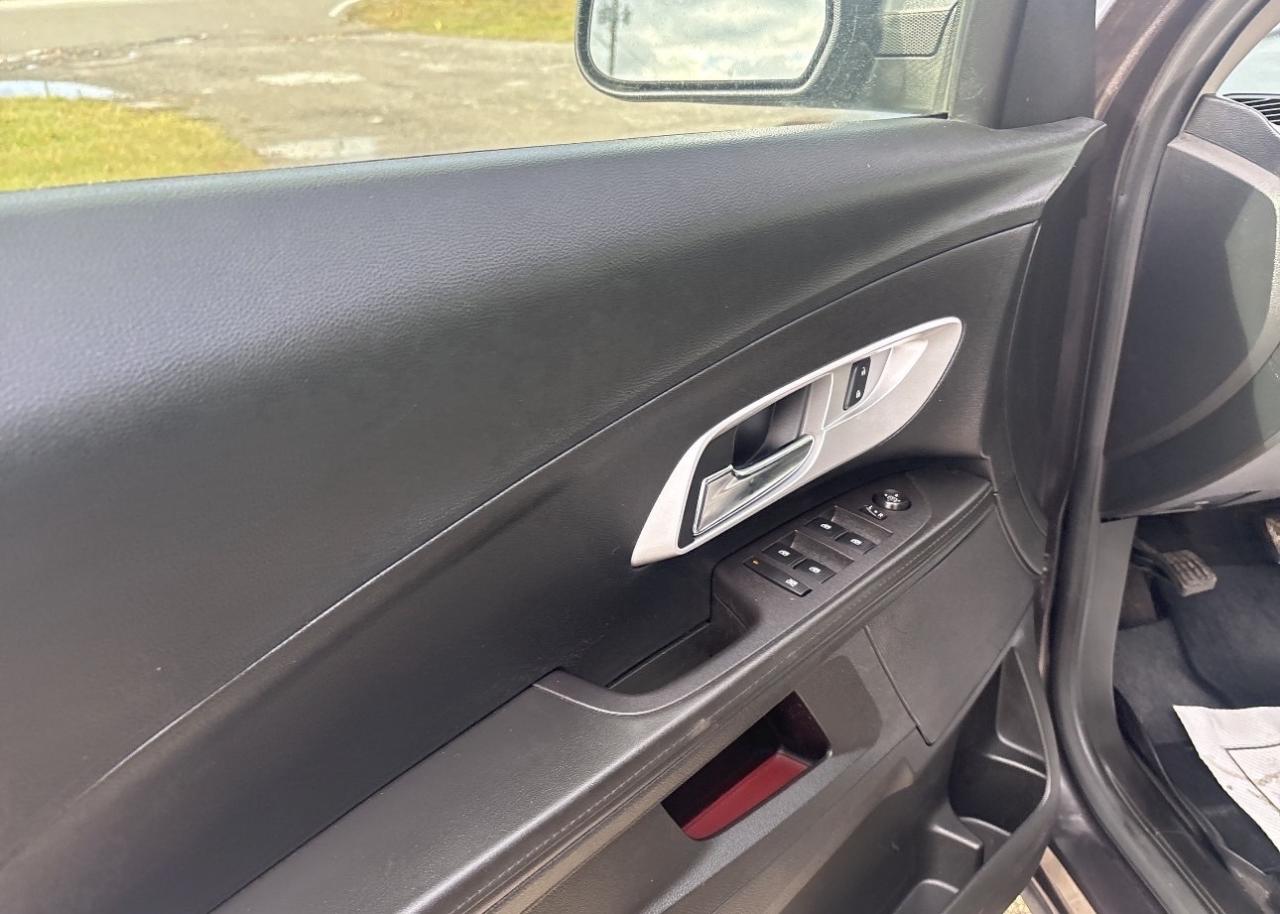 2016 Chevrolet Equinox FWD, Only 97K, Very Clean Photo