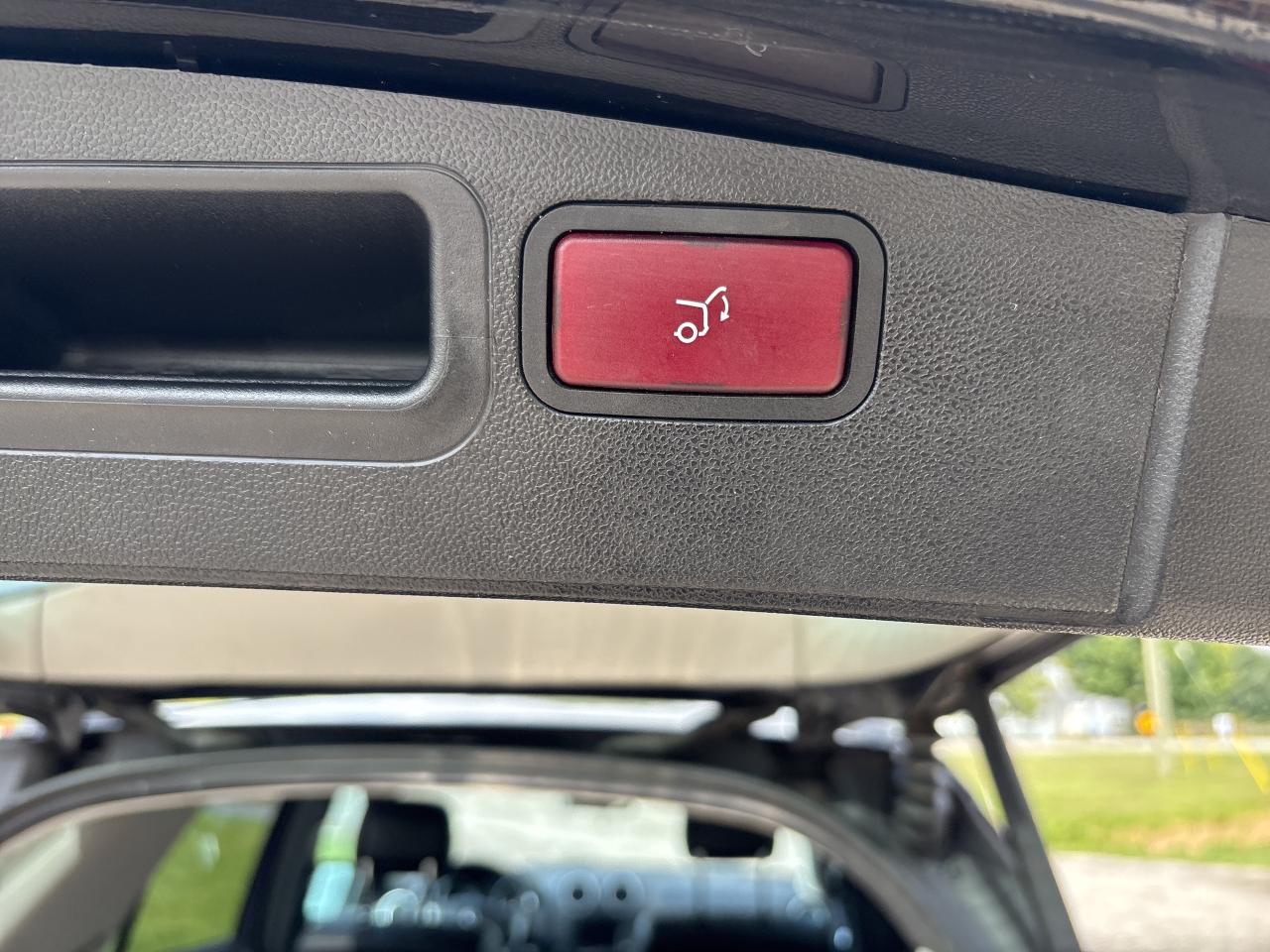 2010 Mercedes-Benz M-Class 4MATIC 4dr ML 350 Photo