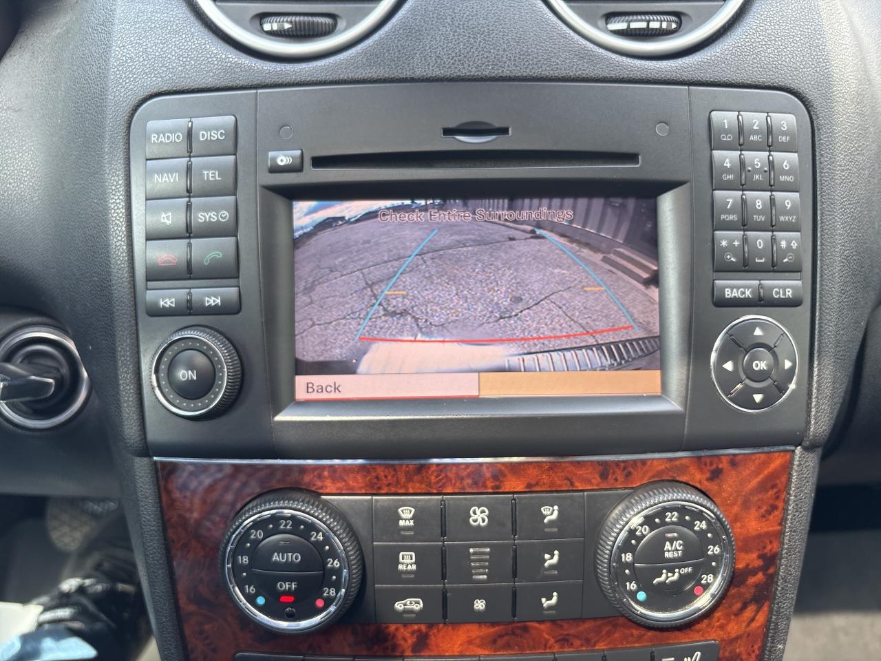 2010 Mercedes-Benz M-Class 4MATIC 4dr ML 350 Photo