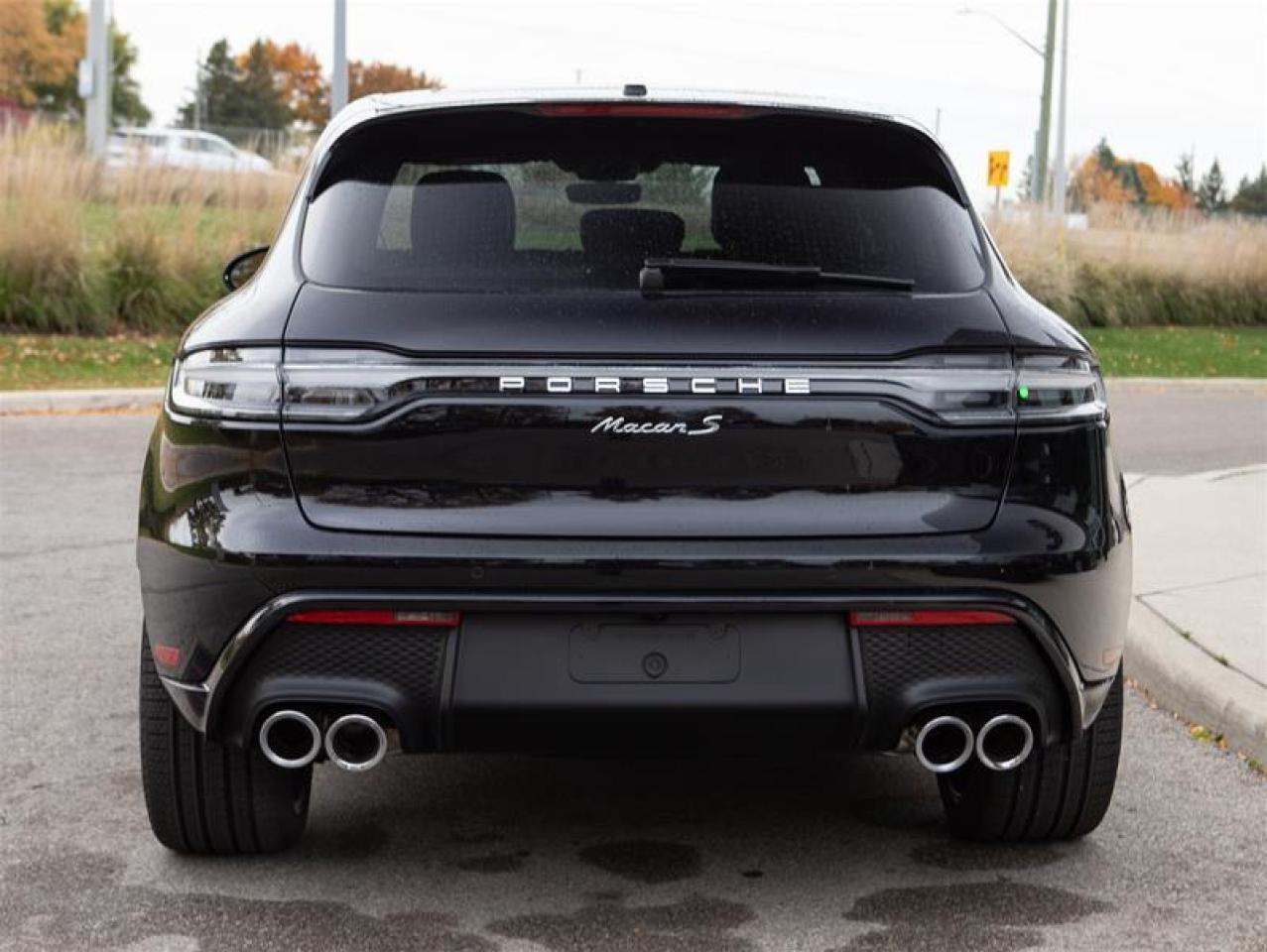 2025 Porsche Macan S AWD Photo