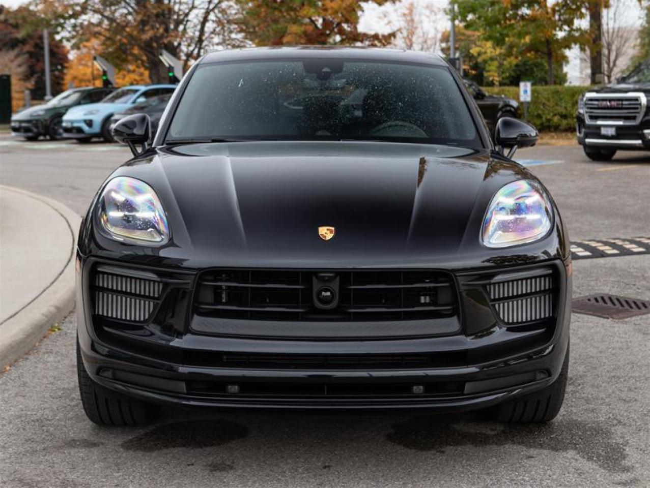 2025 Porsche Macan S AWD Photo