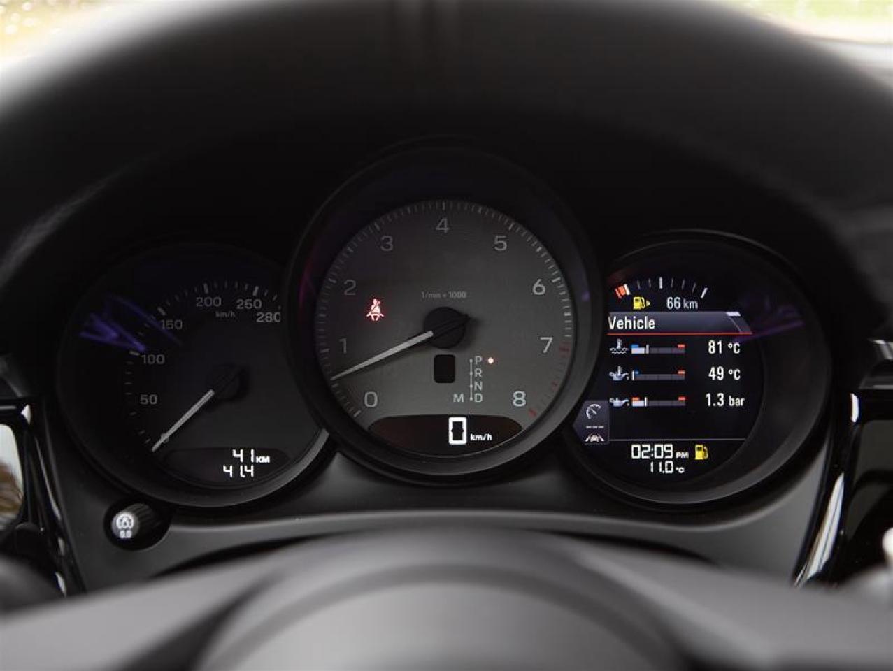 2025 Porsche Macan S AWD Photo