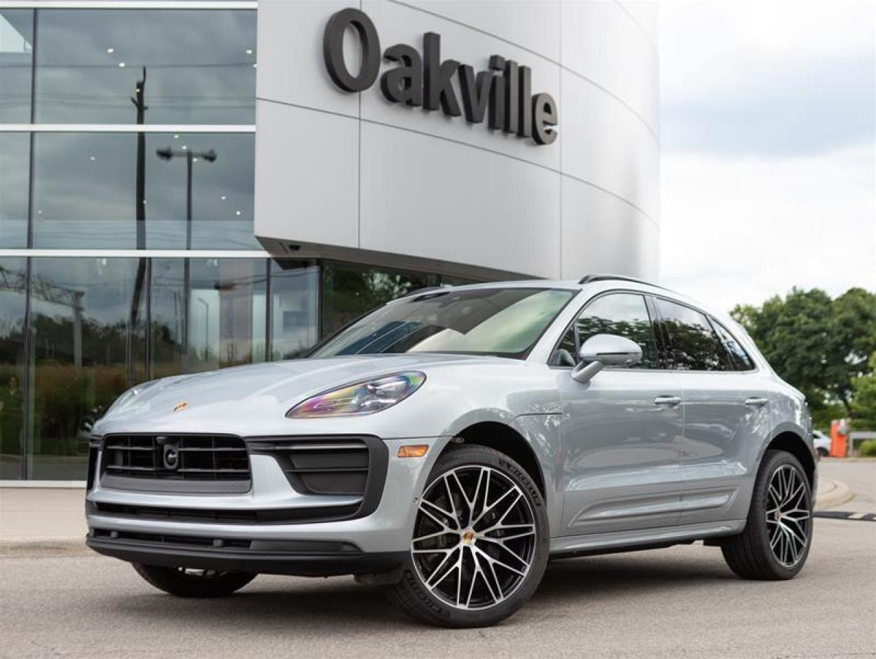 2024 Porsche Macan AWD Photo0