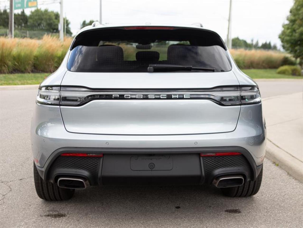 2024 Porsche Macan AWD Photo