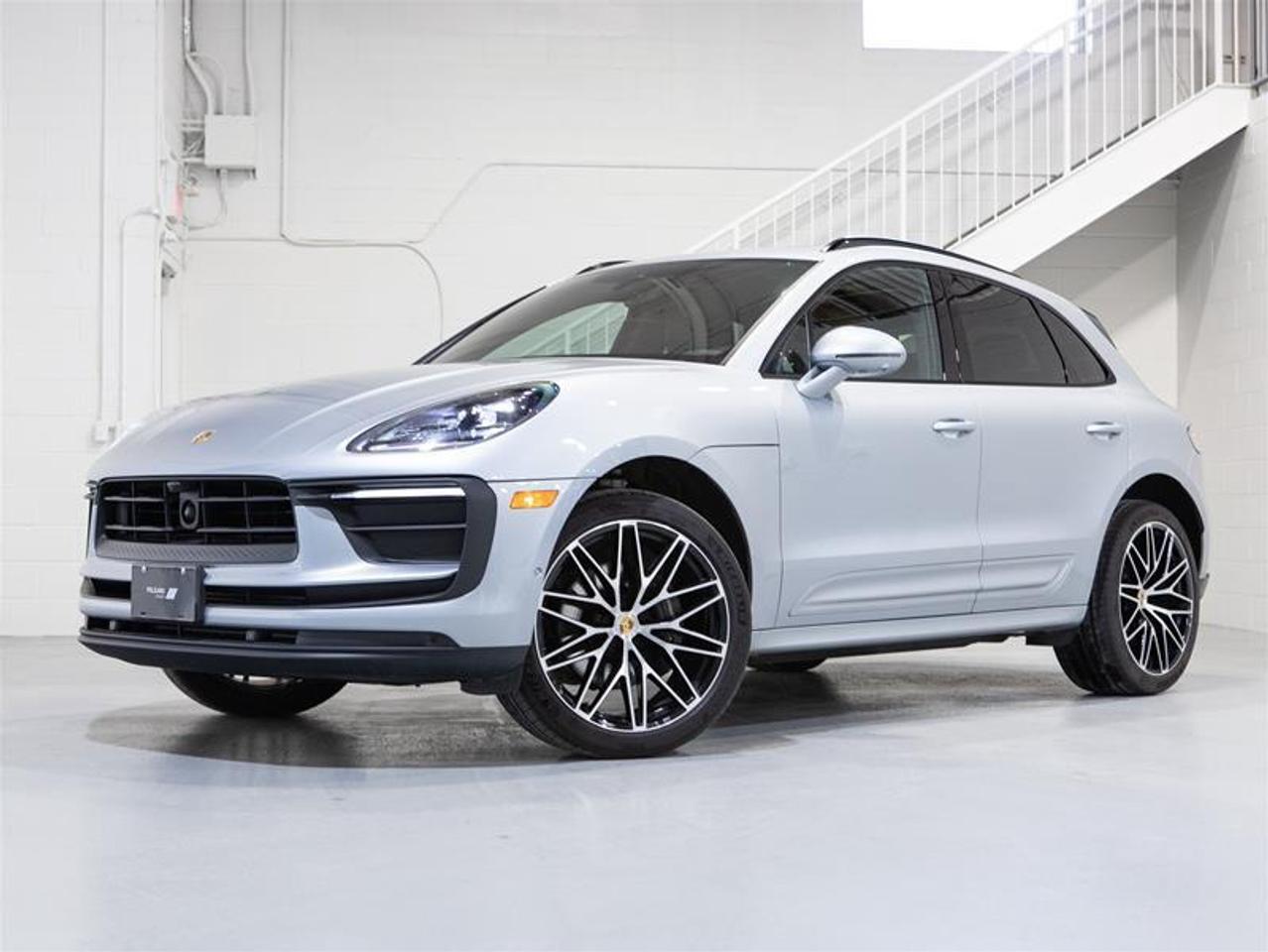 2024 Porsche Macan AWD Photo0