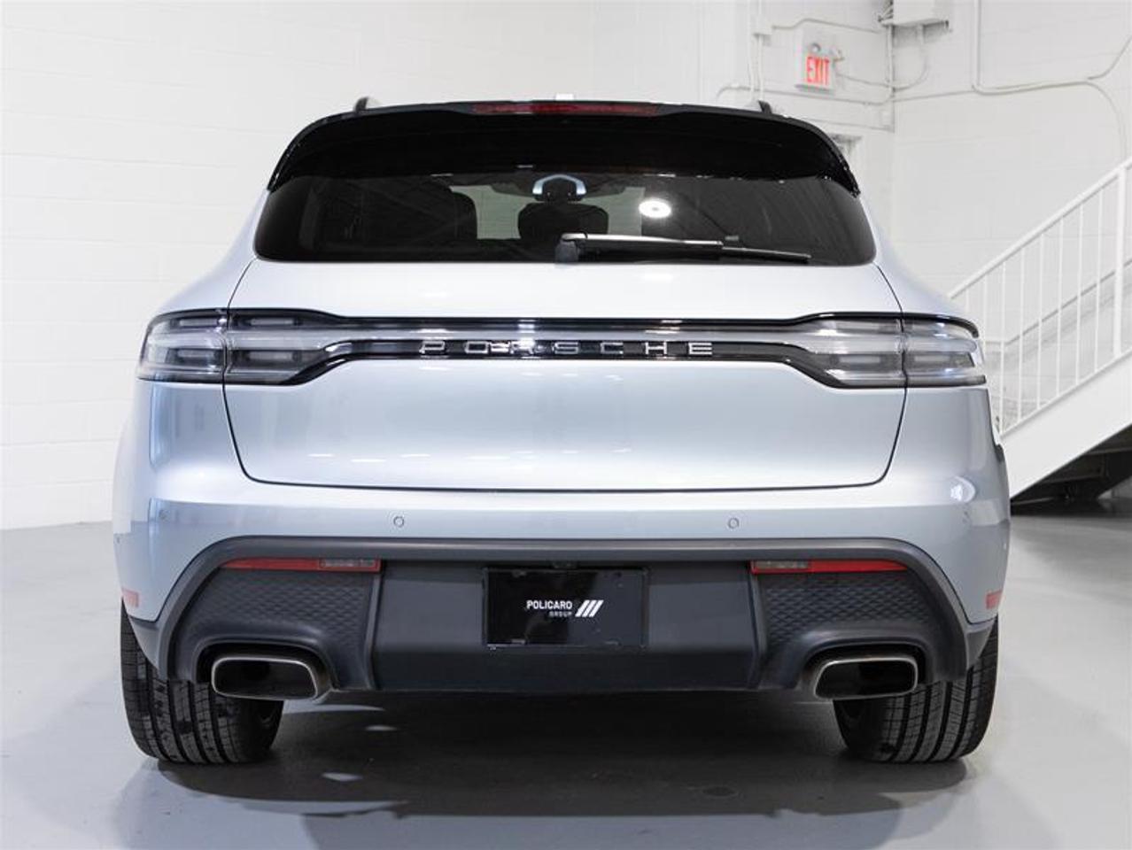 2024 Porsche Macan AWD Photo
