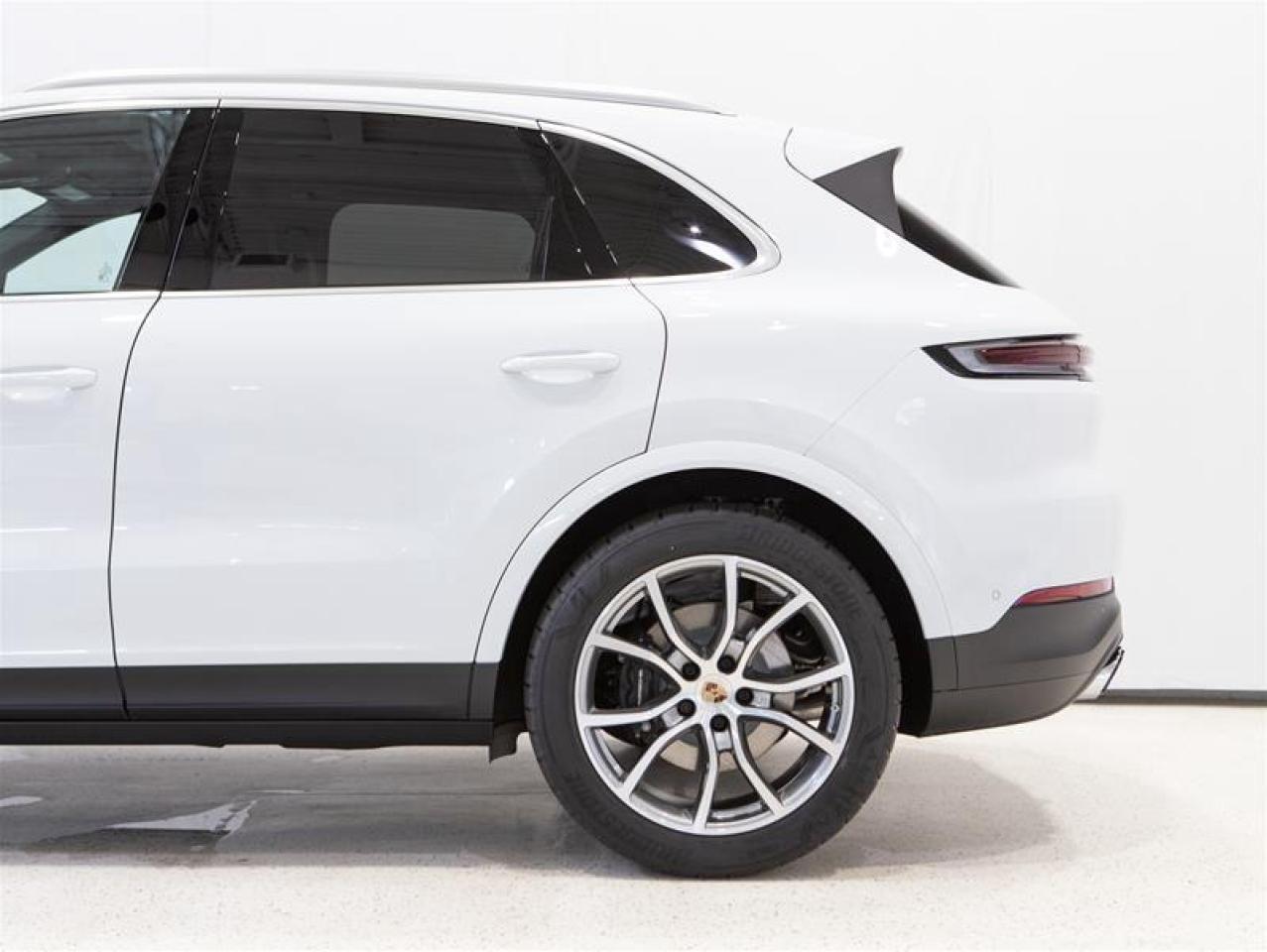 2025 Porsche Cayenne AWD Photo