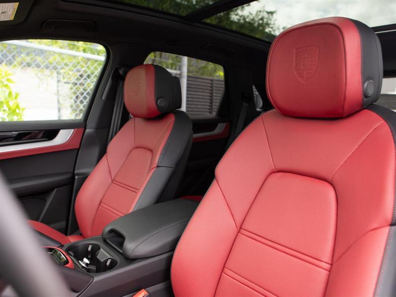 2025 Porsche Cayenne AWD Photo