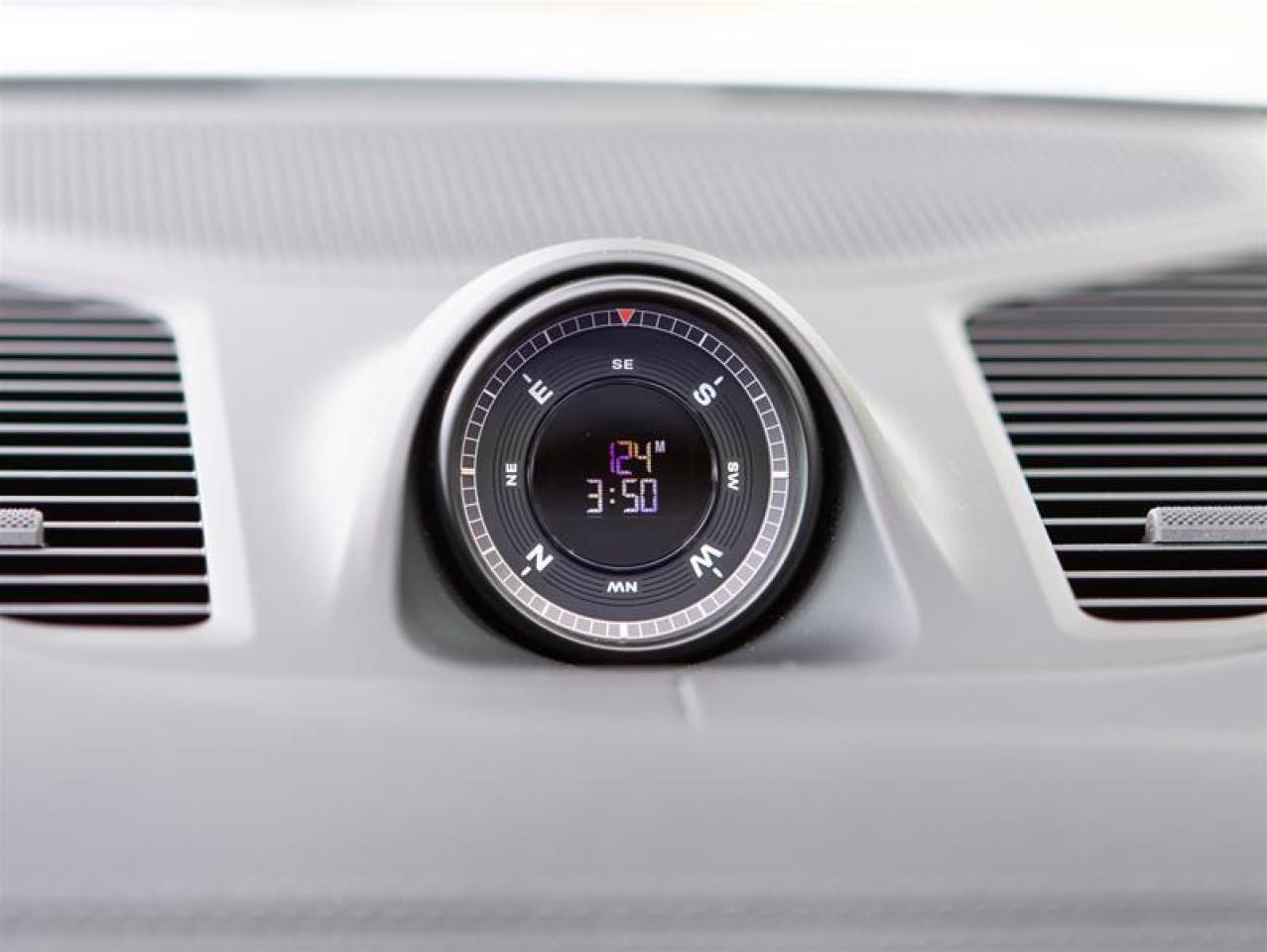 2025 Porsche Cayenne AWD Photo