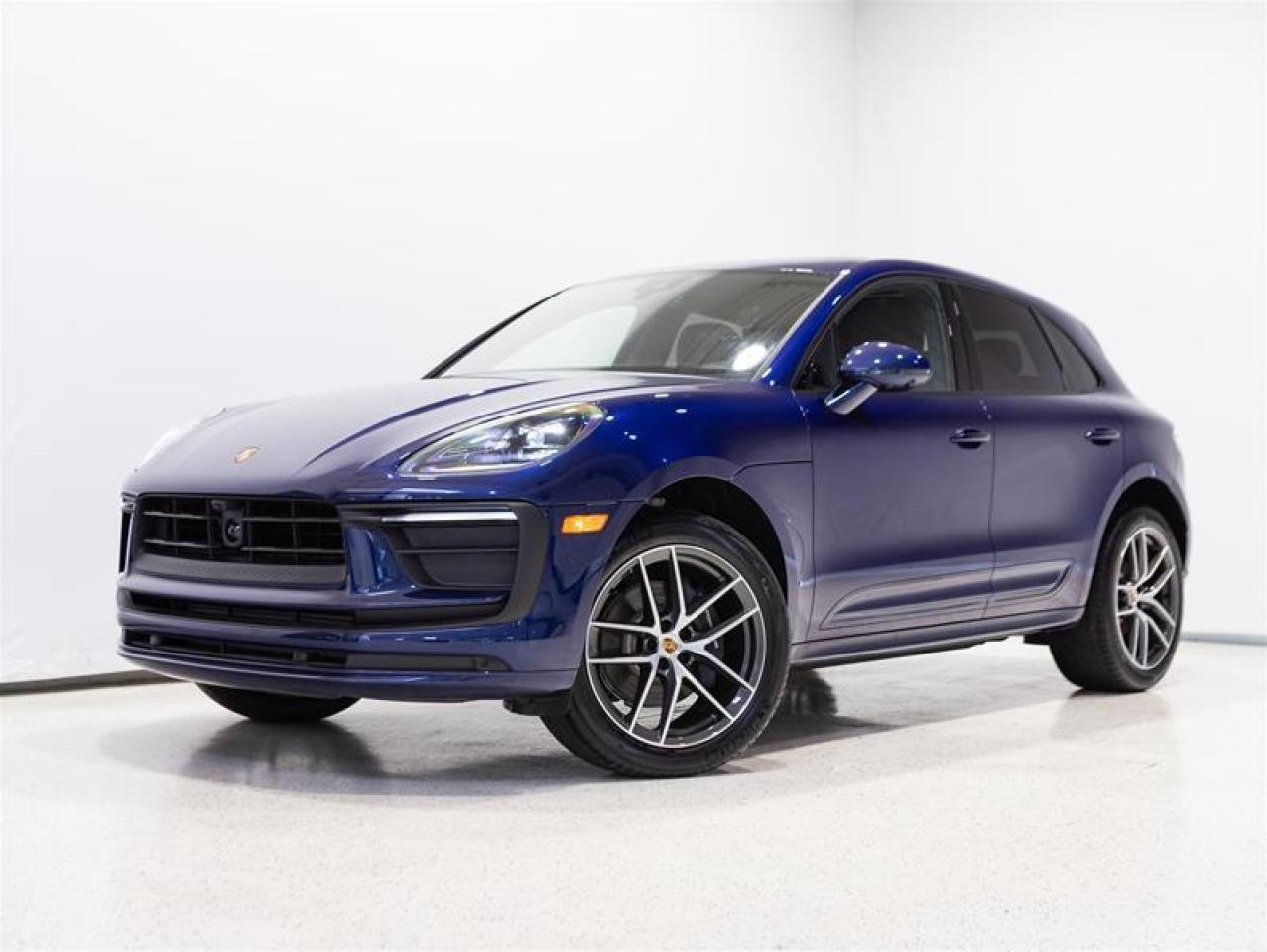 2024 Porsche Macan AWD Photo