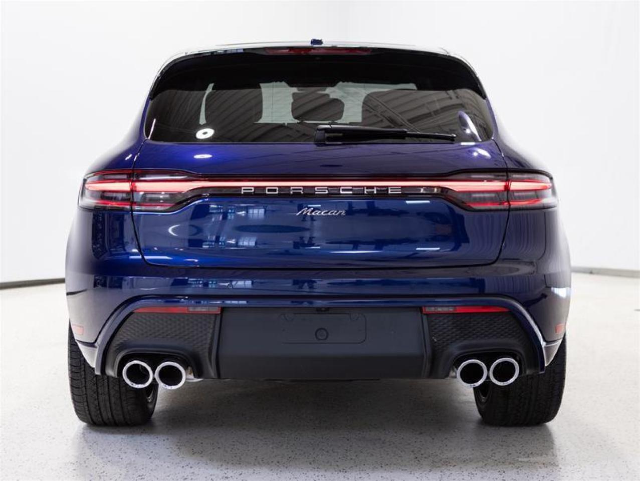 2024 Porsche Macan AWD Photo