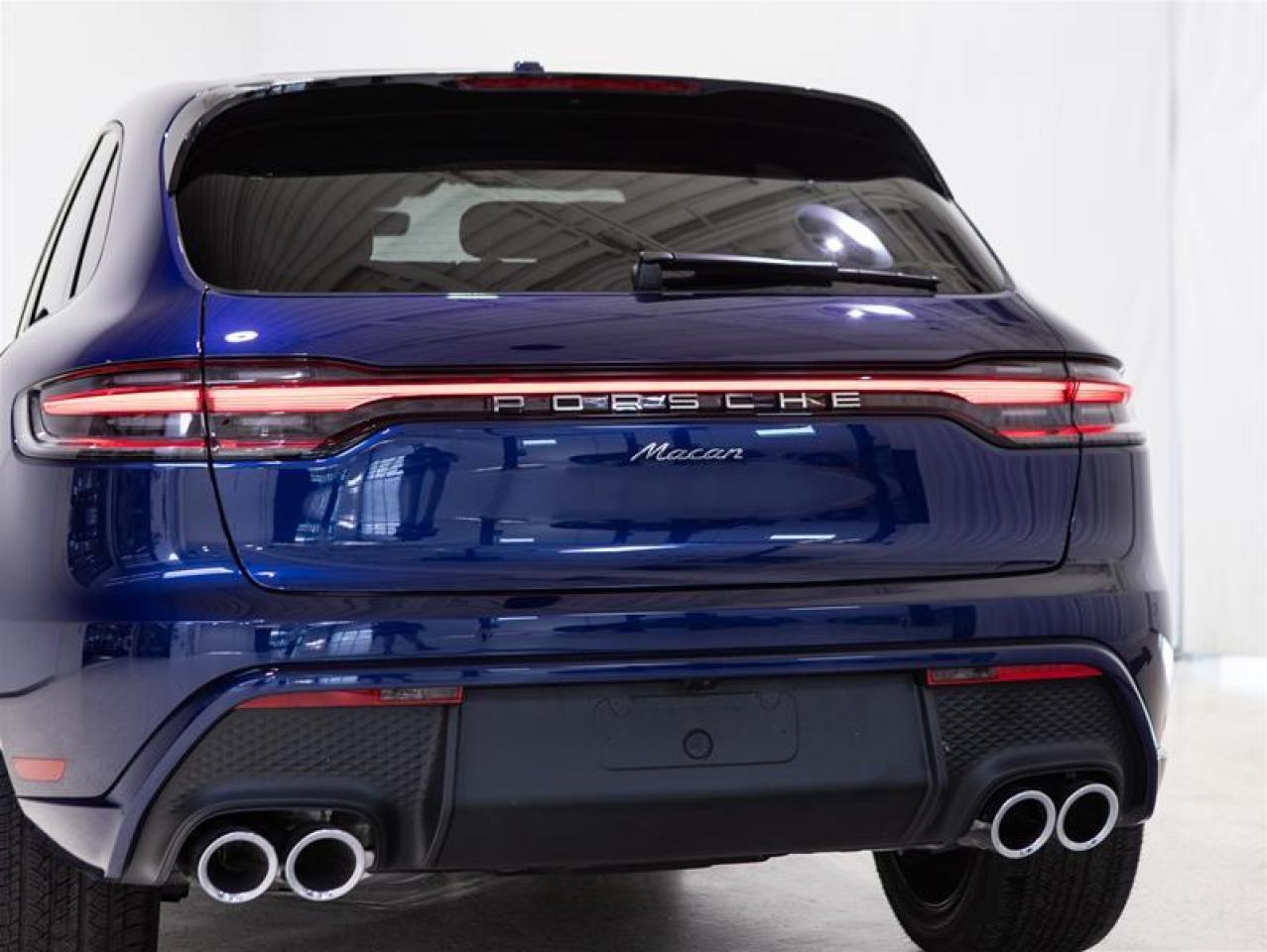 2024 Porsche Macan AWD Photo