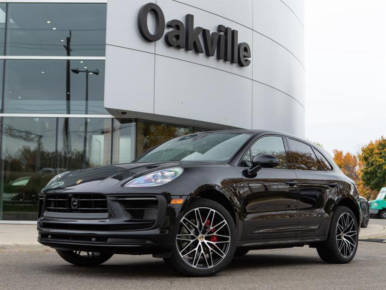 2025 Porsche Macan S AWD Photo0