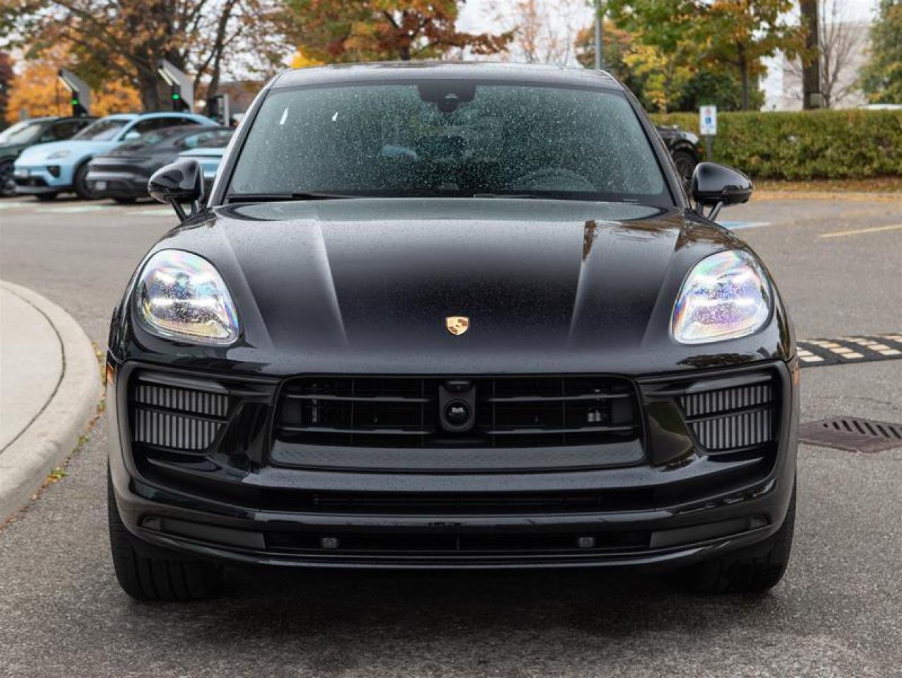 2025 Porsche Macan S AWD Photo