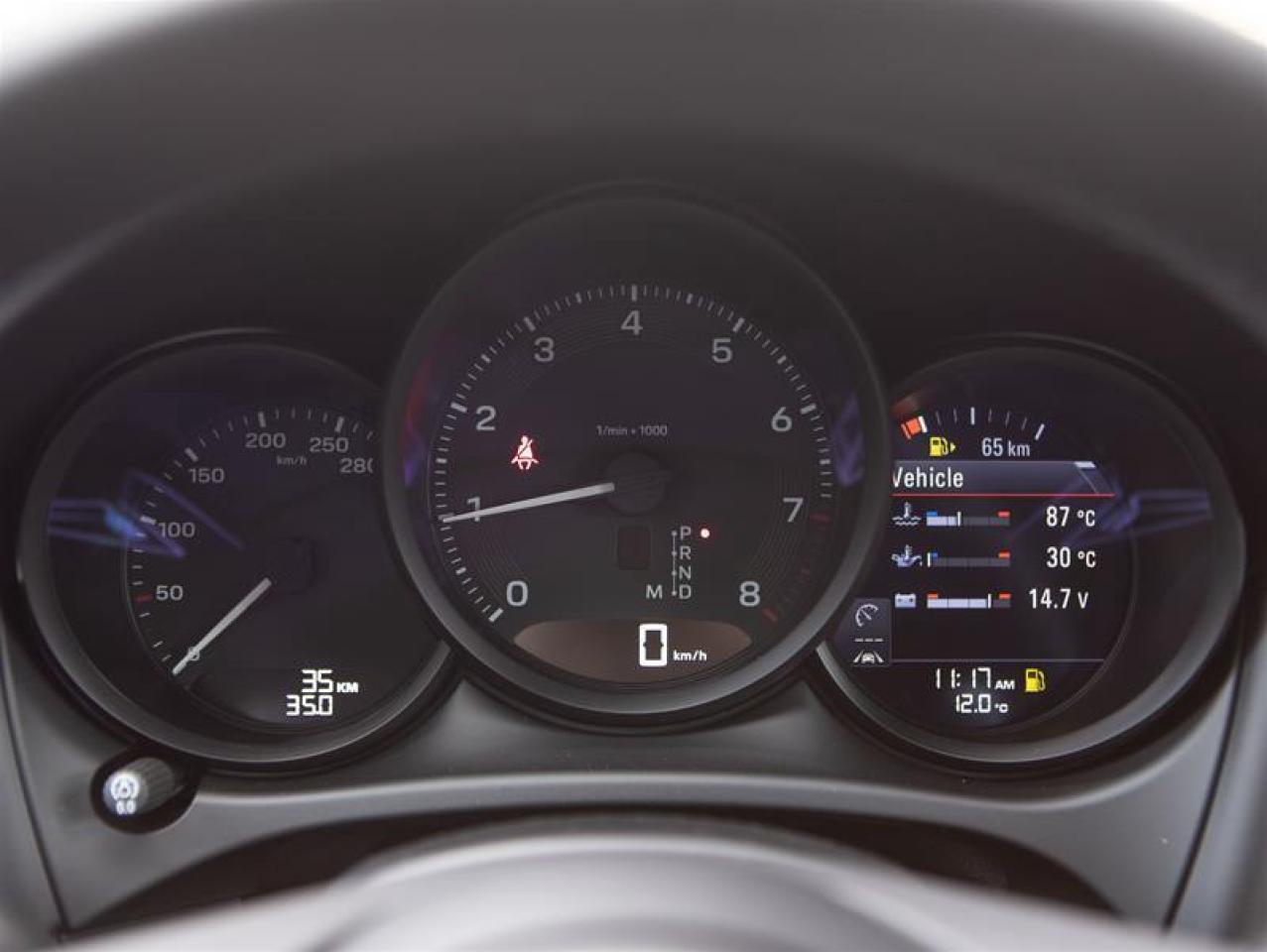 2025 Porsche Macan AWD Photo