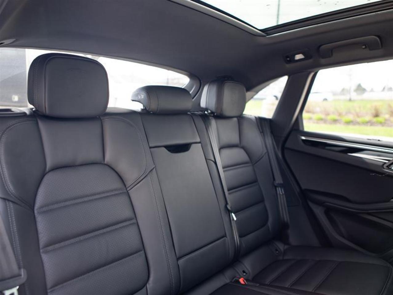 2024 Porsche Macan T AWD Photo