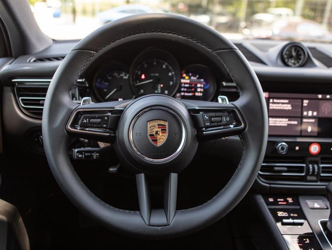 2024 Porsche Macan AWD Photo