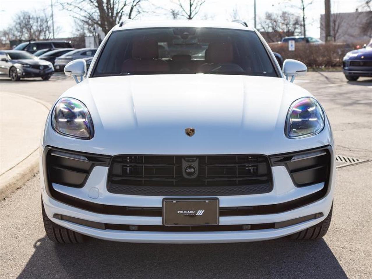 2024 Porsche Macan AWD Photo