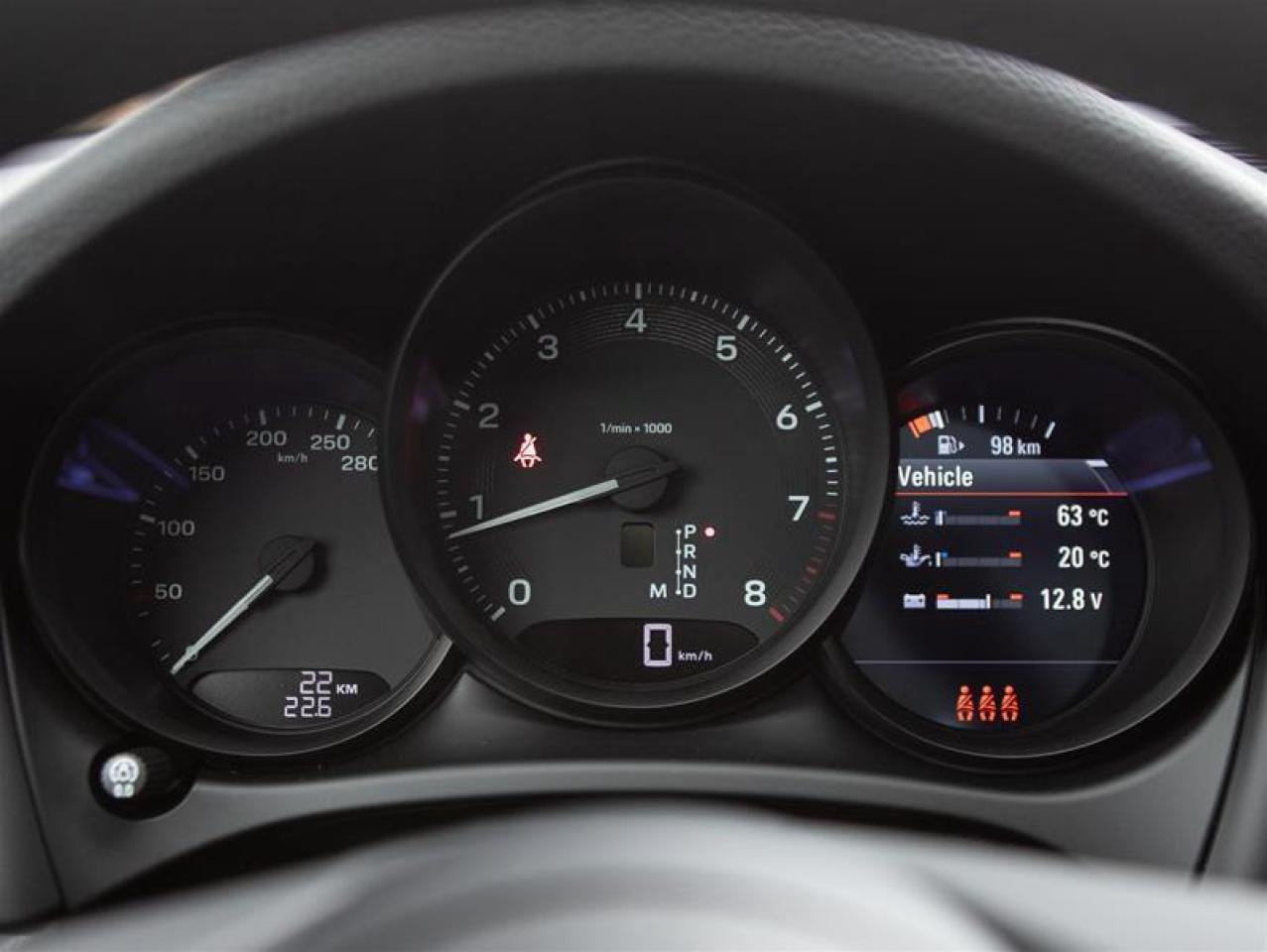 2024 Porsche Macan AWD Photo