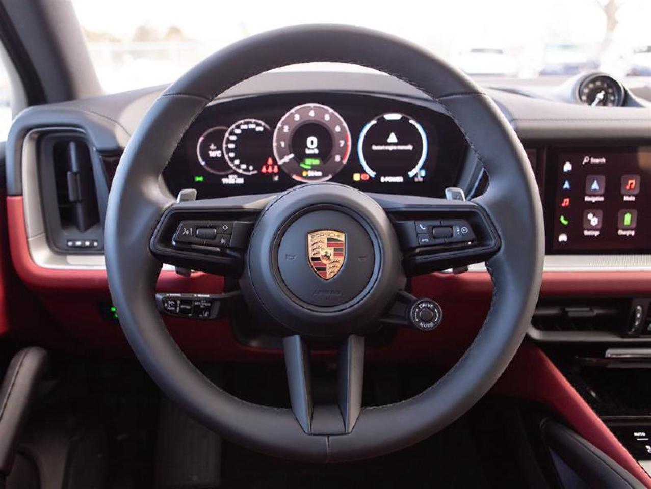 2025 Porsche Cayenne e-Hybrid AWD Photo