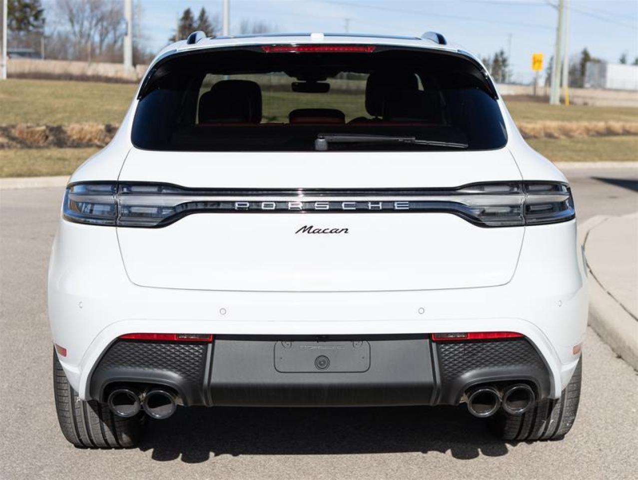 2024 Porsche Macan AWD Photo