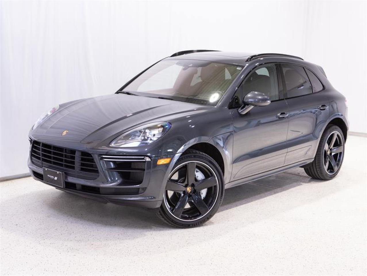 2020 Porsche Macan Turbo Photo