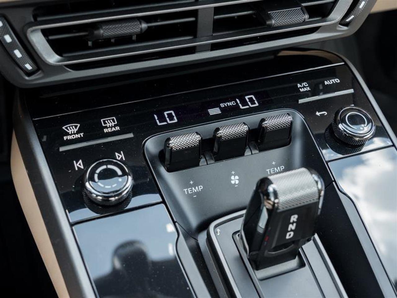 2024 Porsche 911 Carrera 4 CPO Aerokit Sport Pkg Power Sport Seats Photo