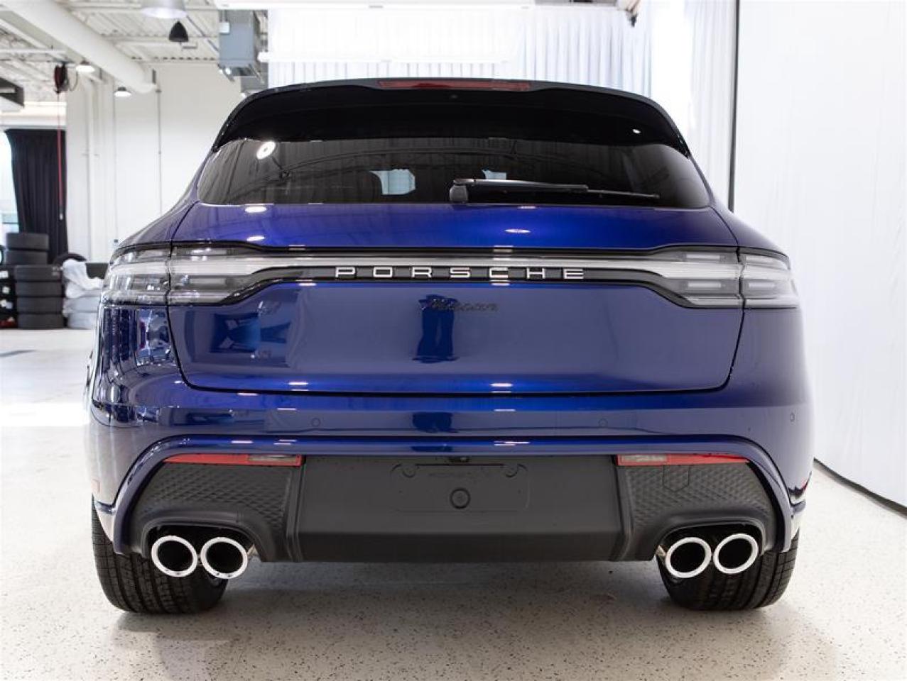 2026 Porsche Macan AWD Photo
