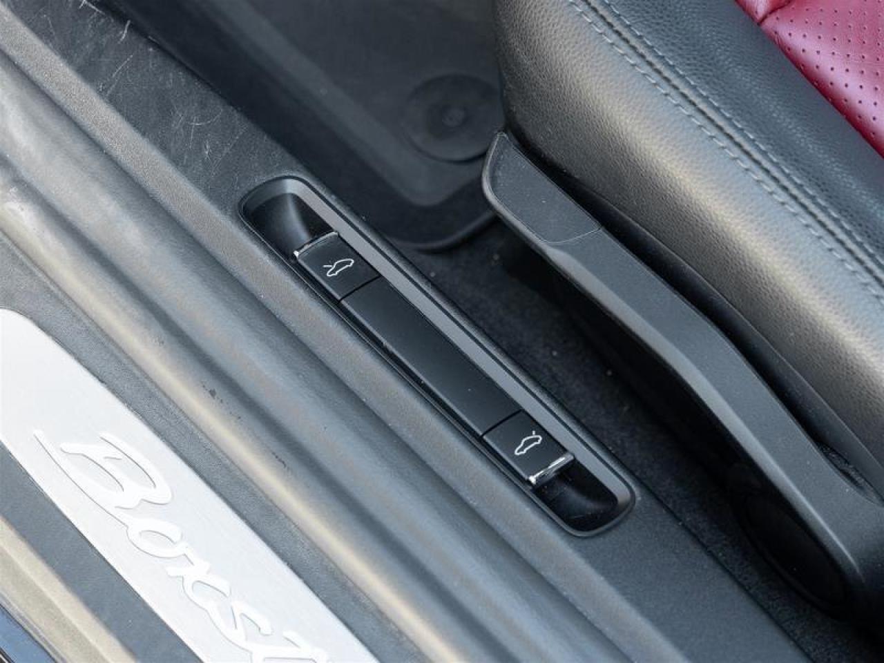 2018 Porsche 718 Boxster CPO Clean CarFax 7-speed Porsche Doppelkupplung Se Photo