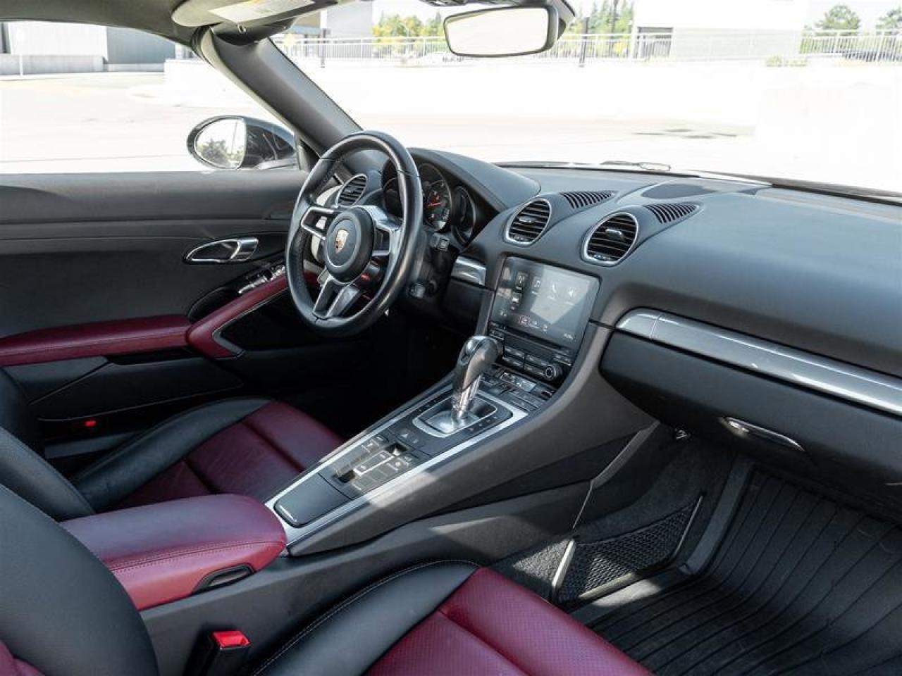 2018 Porsche 718 Boxster CPO Clean CarFax 7-speed Porsche Doppelkupplung Se Photo