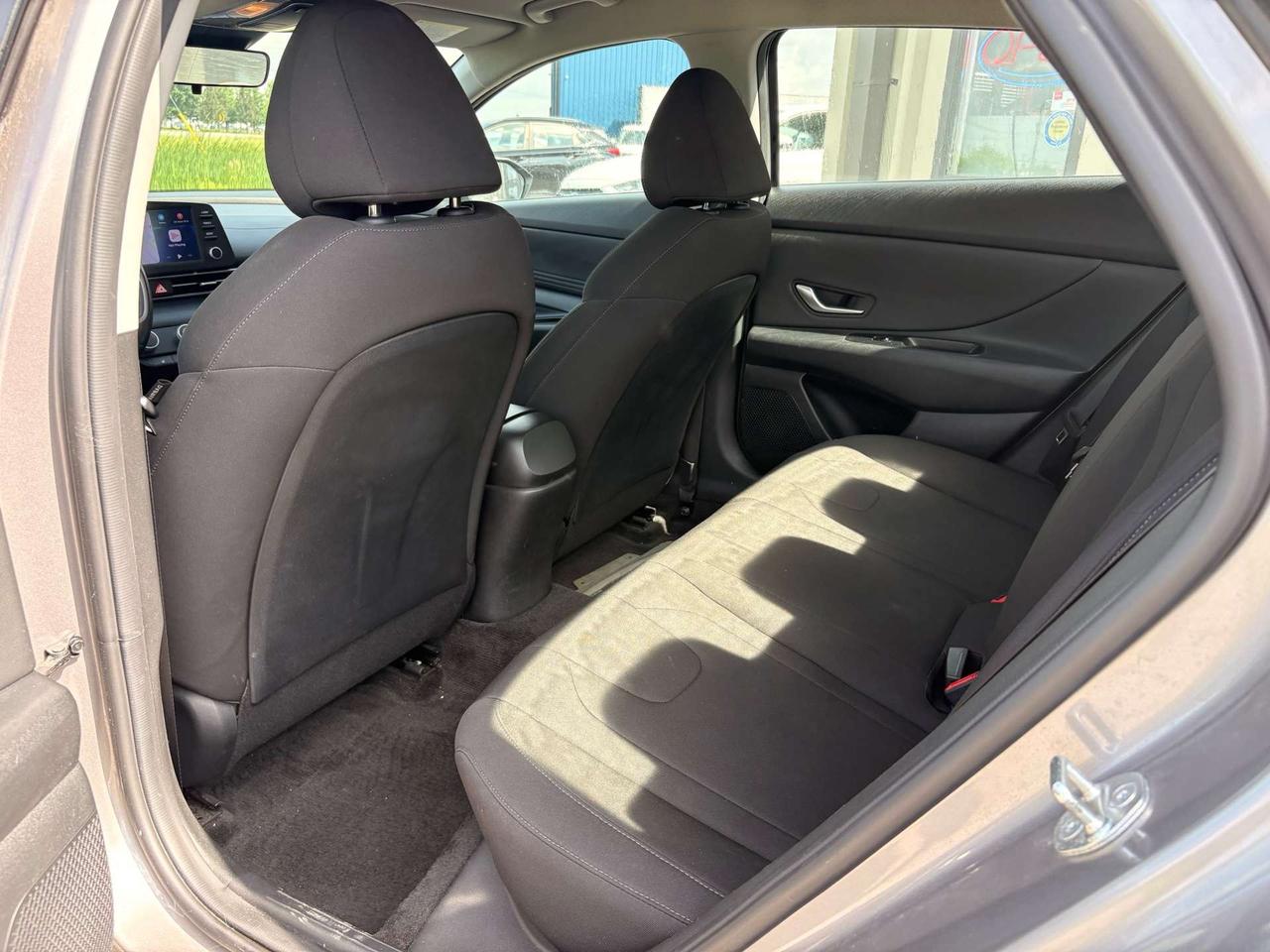 2023 Hyundai Elantra IVT, Apple Carplay, Valid Hyundai Warranty! Photo