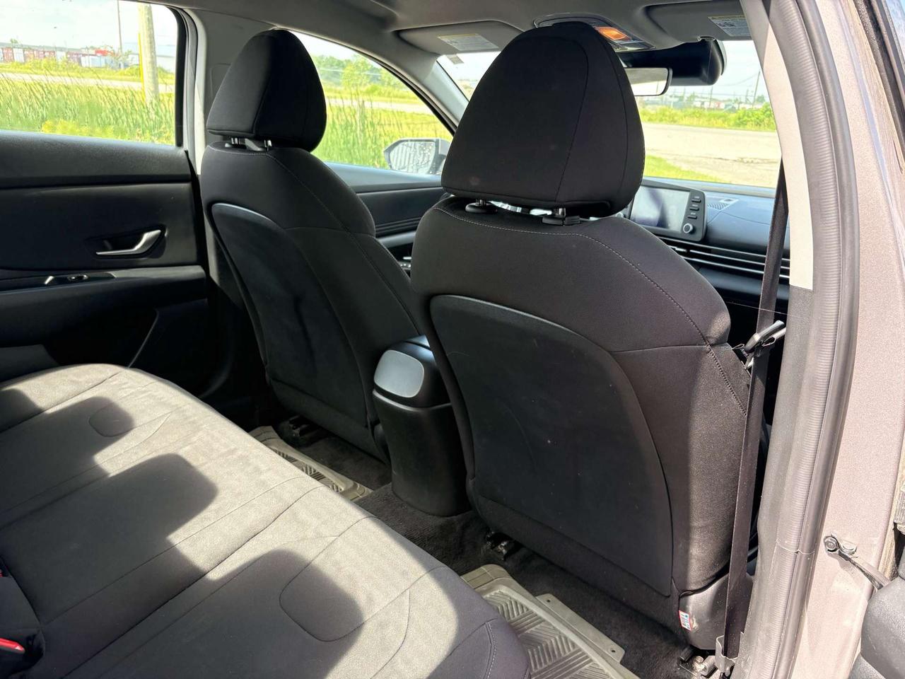 2023 Hyundai Elantra IVT, Apple Carplay, Valid Hyundai Warranty! Photo