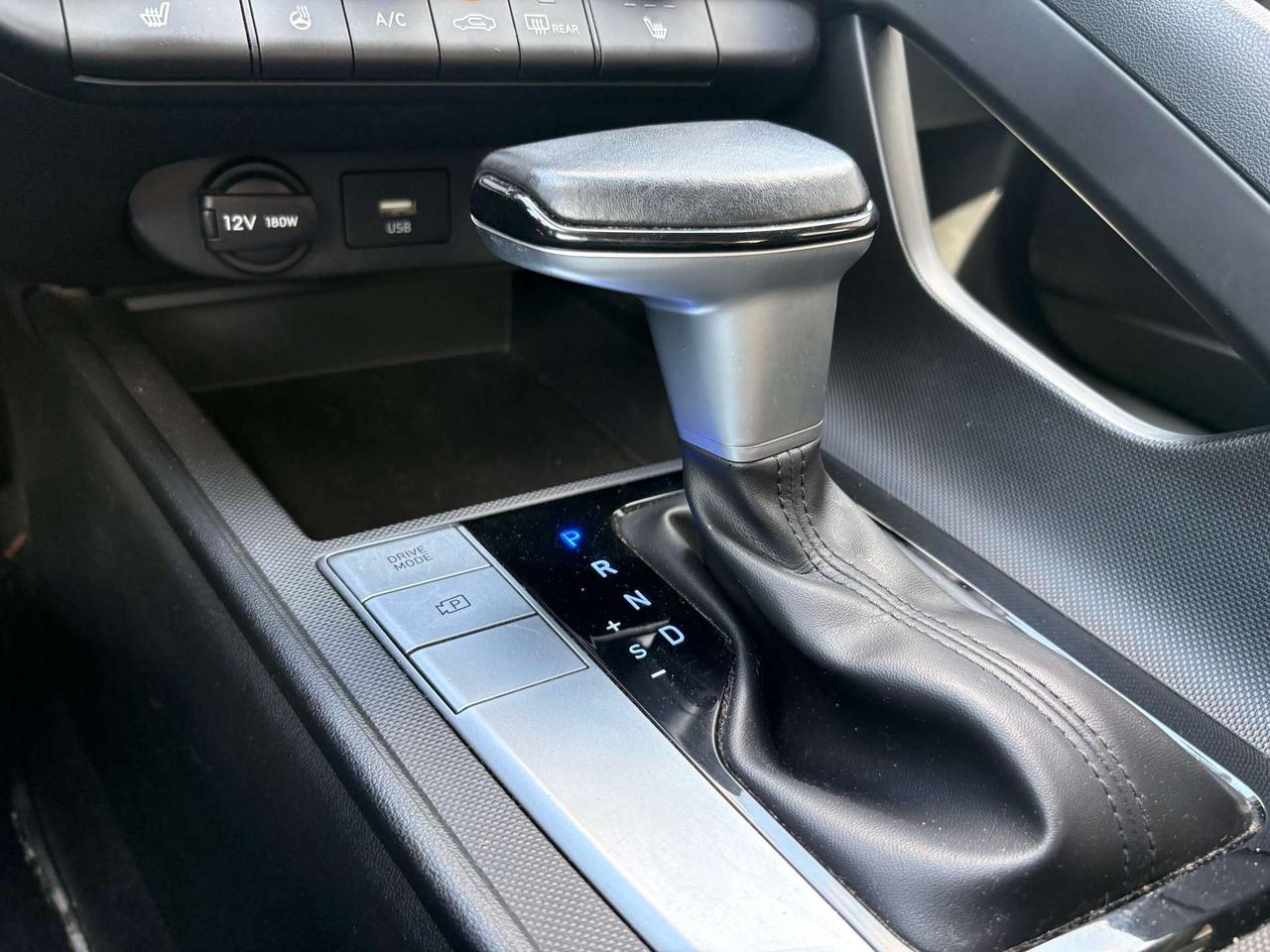2023 Hyundai Elantra IVT, Apple Carplay, Valid Hyundai Warranty! Photo