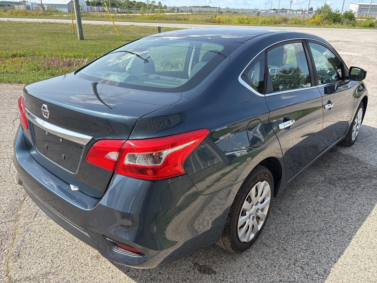 2017 Nissan Sentra 4dr Sdn Man S Photo