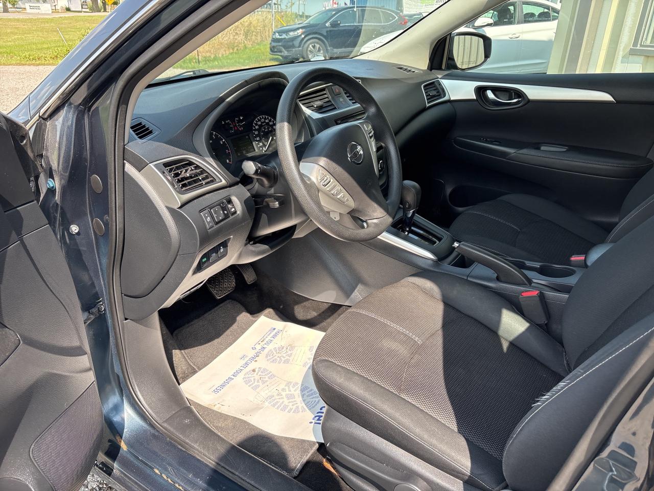 2017 Nissan Sentra 4dr Sdn Man S Photo