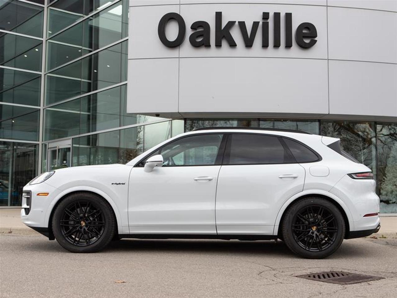 2024 Porsche Cayenne S e-Hybrid AWD Photo