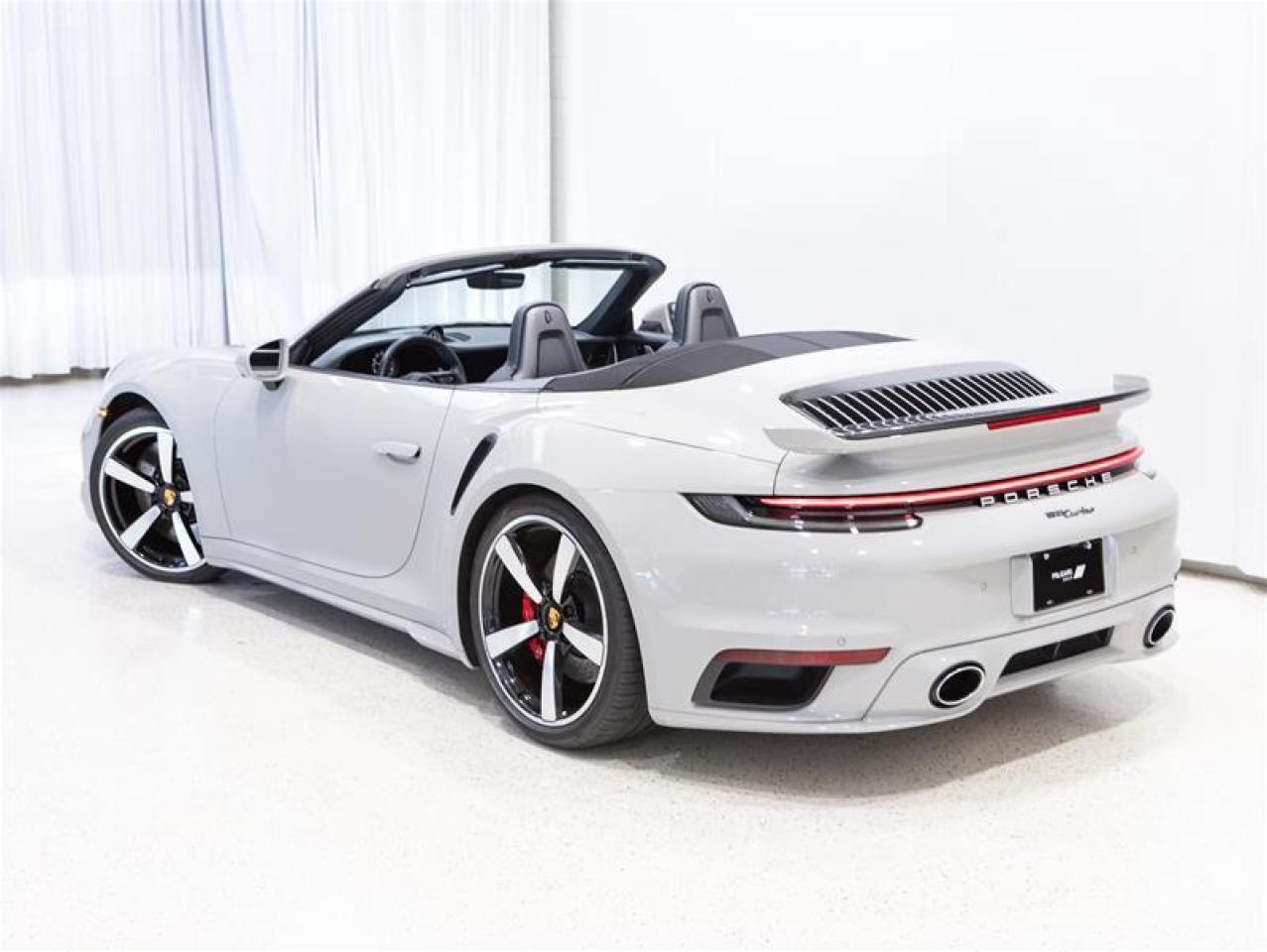 2021 Porsche 911 Turbo Cabriolet PDK Photo3