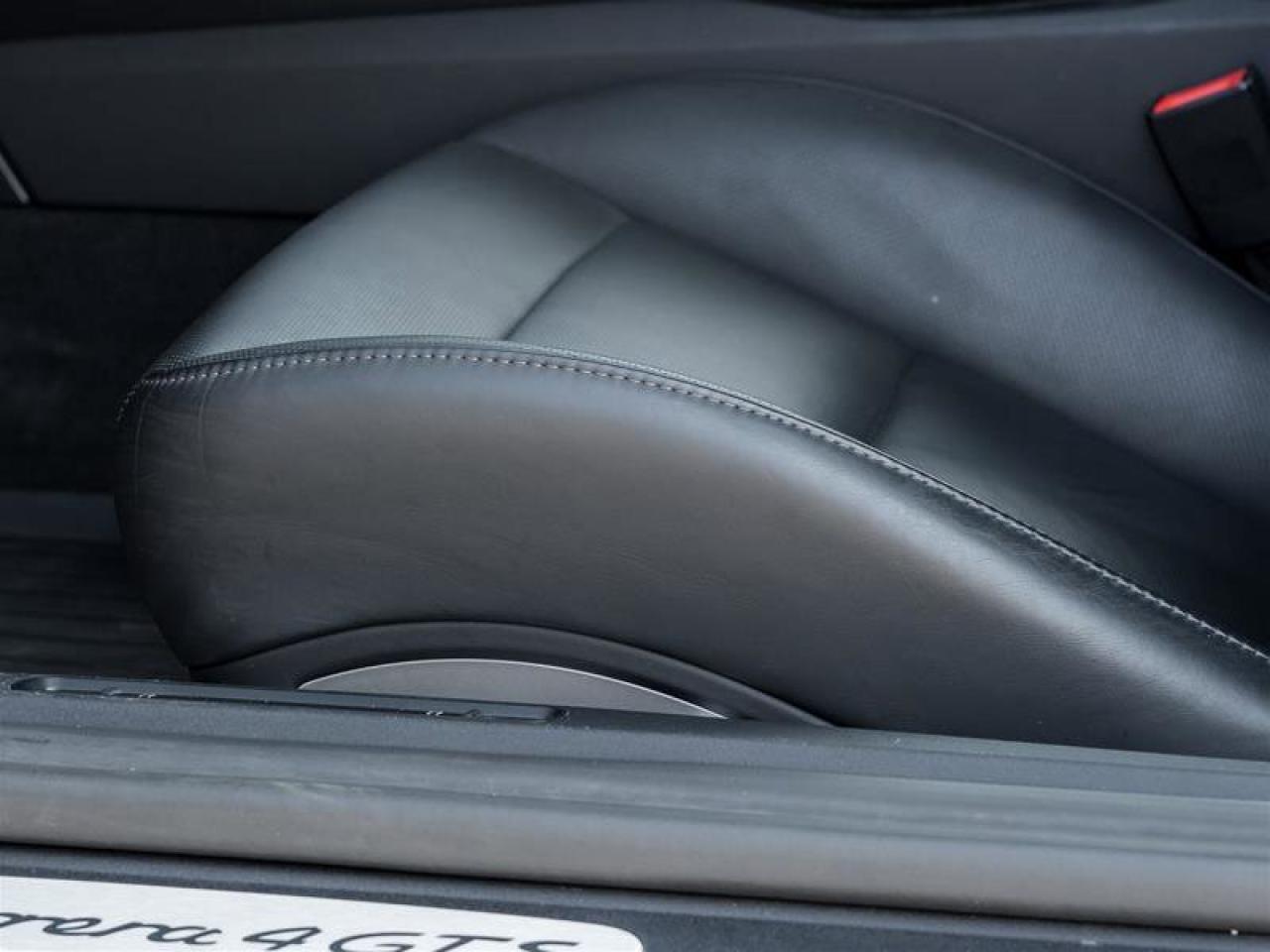 2019 Porsche 911 Carrera 4 GTS CPO Electric Slide/Tilt Sunroof in G Photo