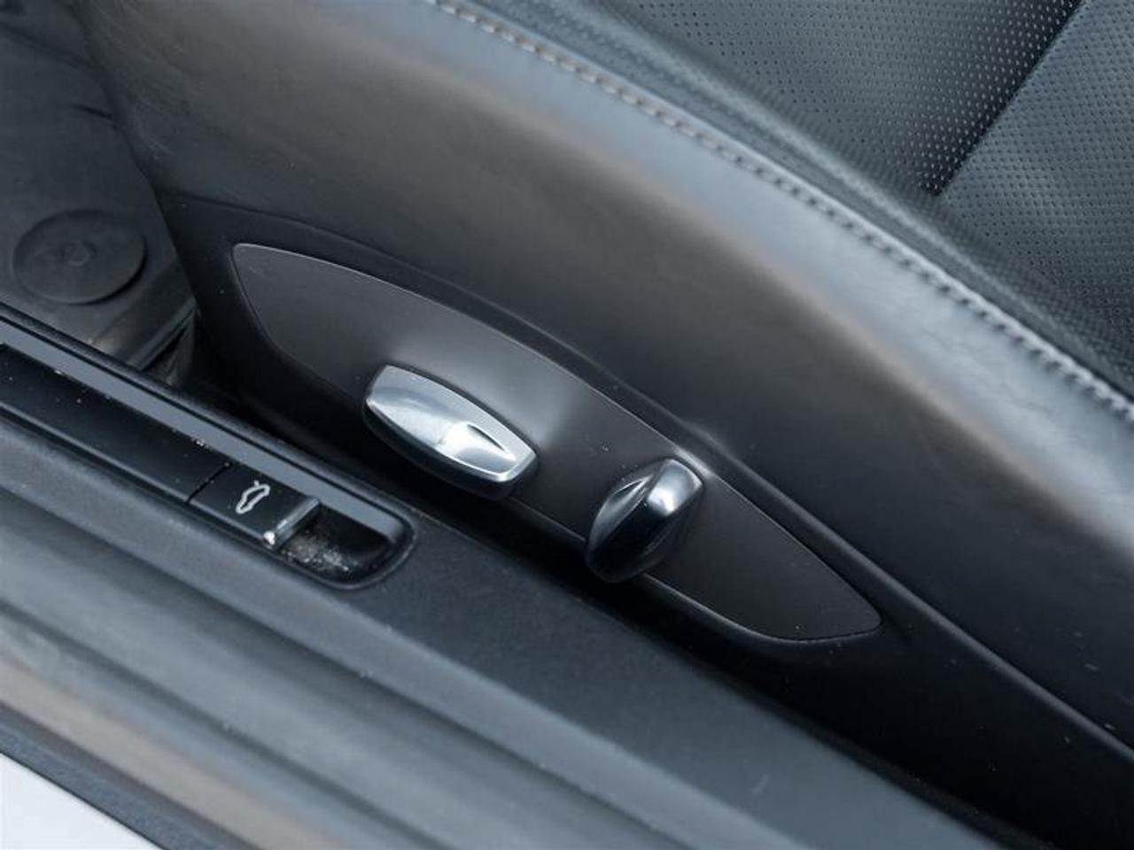 2019 Porsche 911 Carrera 4 GTS CPO Electric Slide/Tilt Sunroof in G Photo