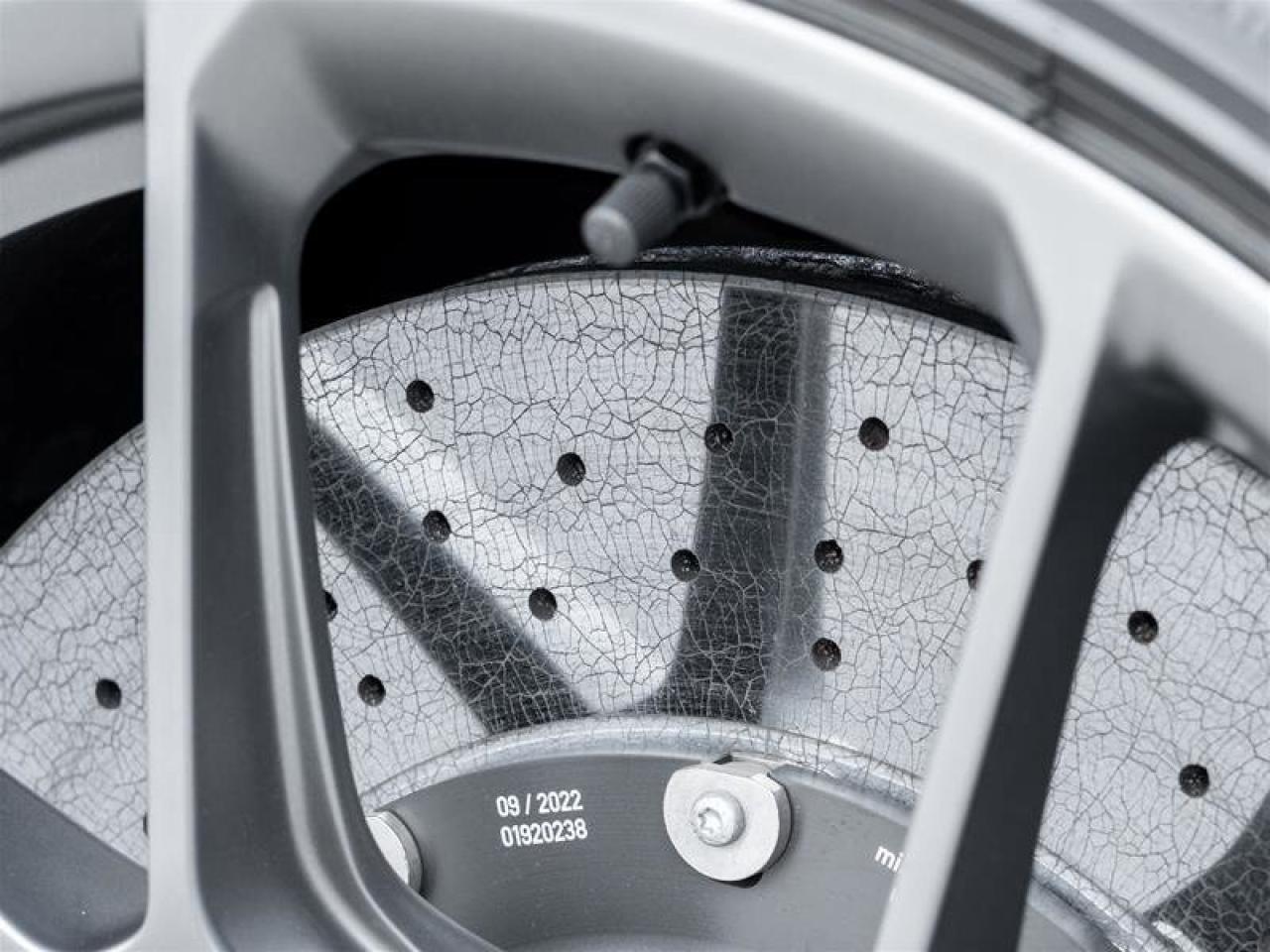 2022 Porsche 911 GT3 Coupe Touring Pkg PCCB Front Axle Lift System Photo