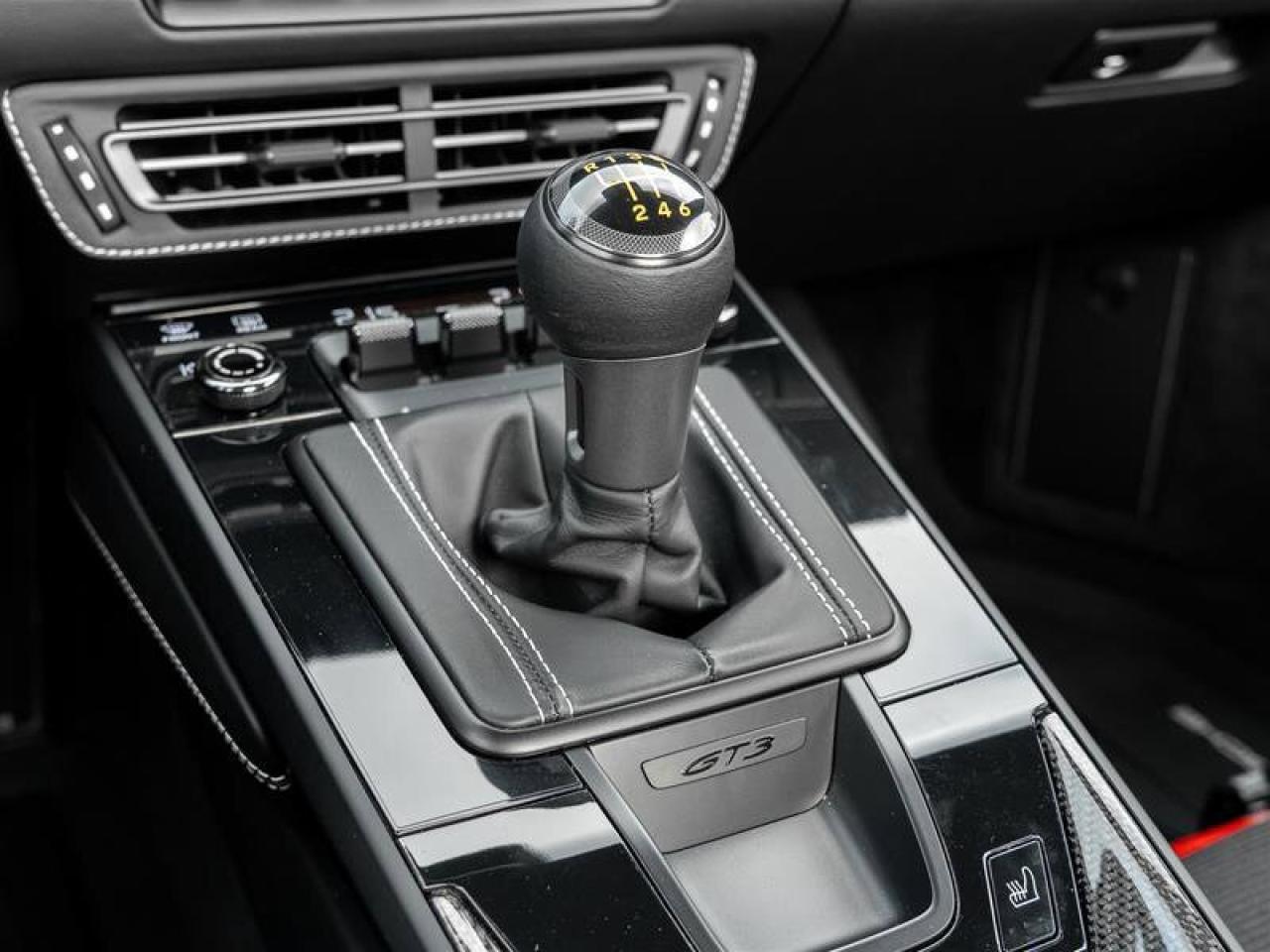 2022 Porsche 911 GT3 Coupe Touring Pkg PCCB Front Axle Lift System Photo