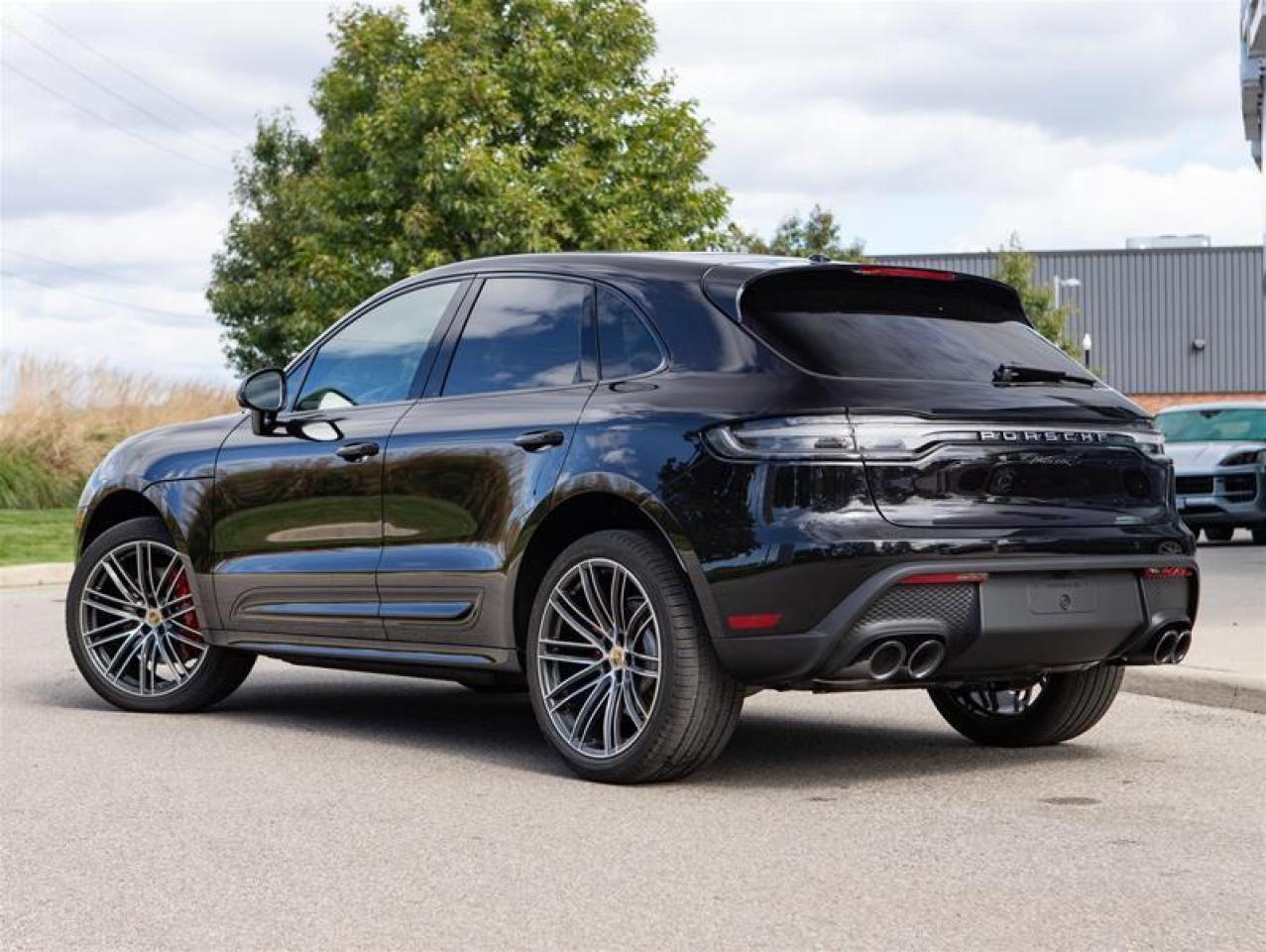 2025 Porsche Macan S AWD Photo