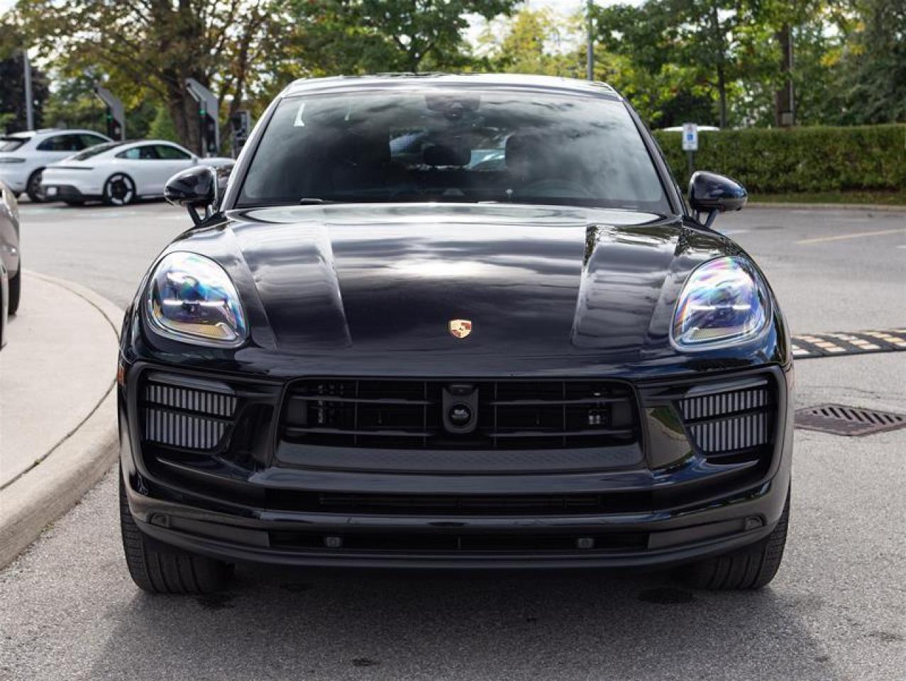 2025 Porsche Macan S AWD Photo