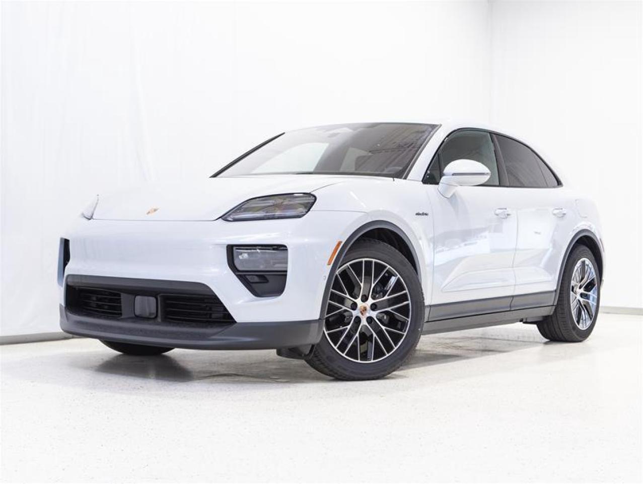 2025 Porsche Macan Electric 4 AWD Photo0