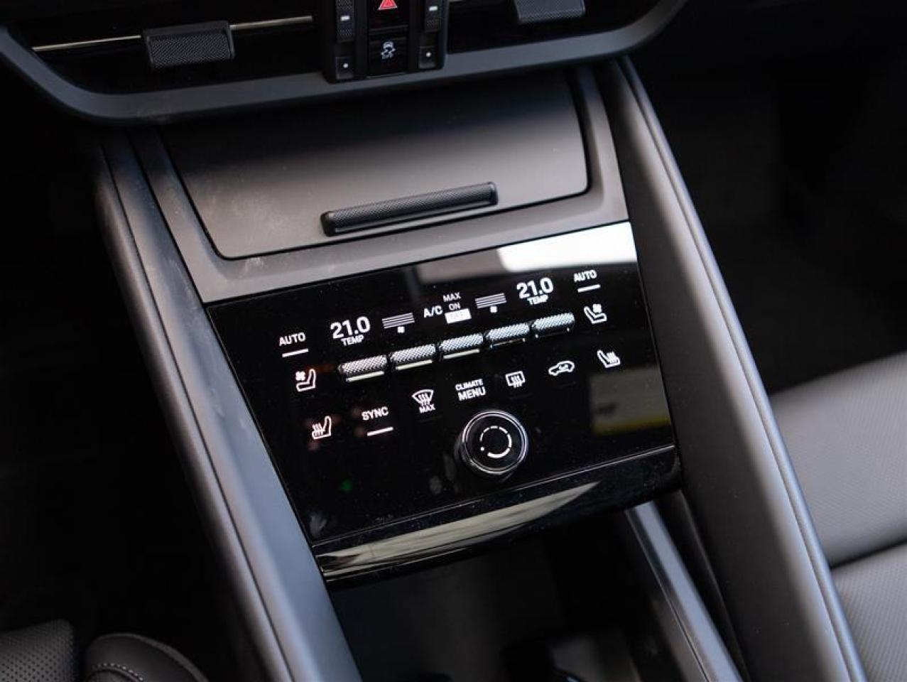 2025 Porsche Macan Electric 4 AWD Photo