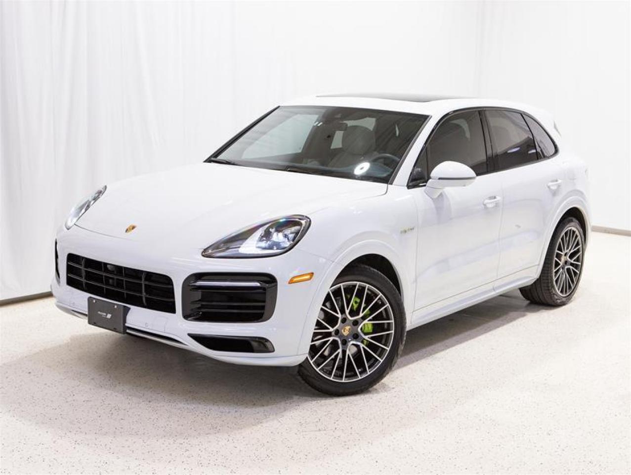 2023 Porsche Cayenne E-Hybrid Photo